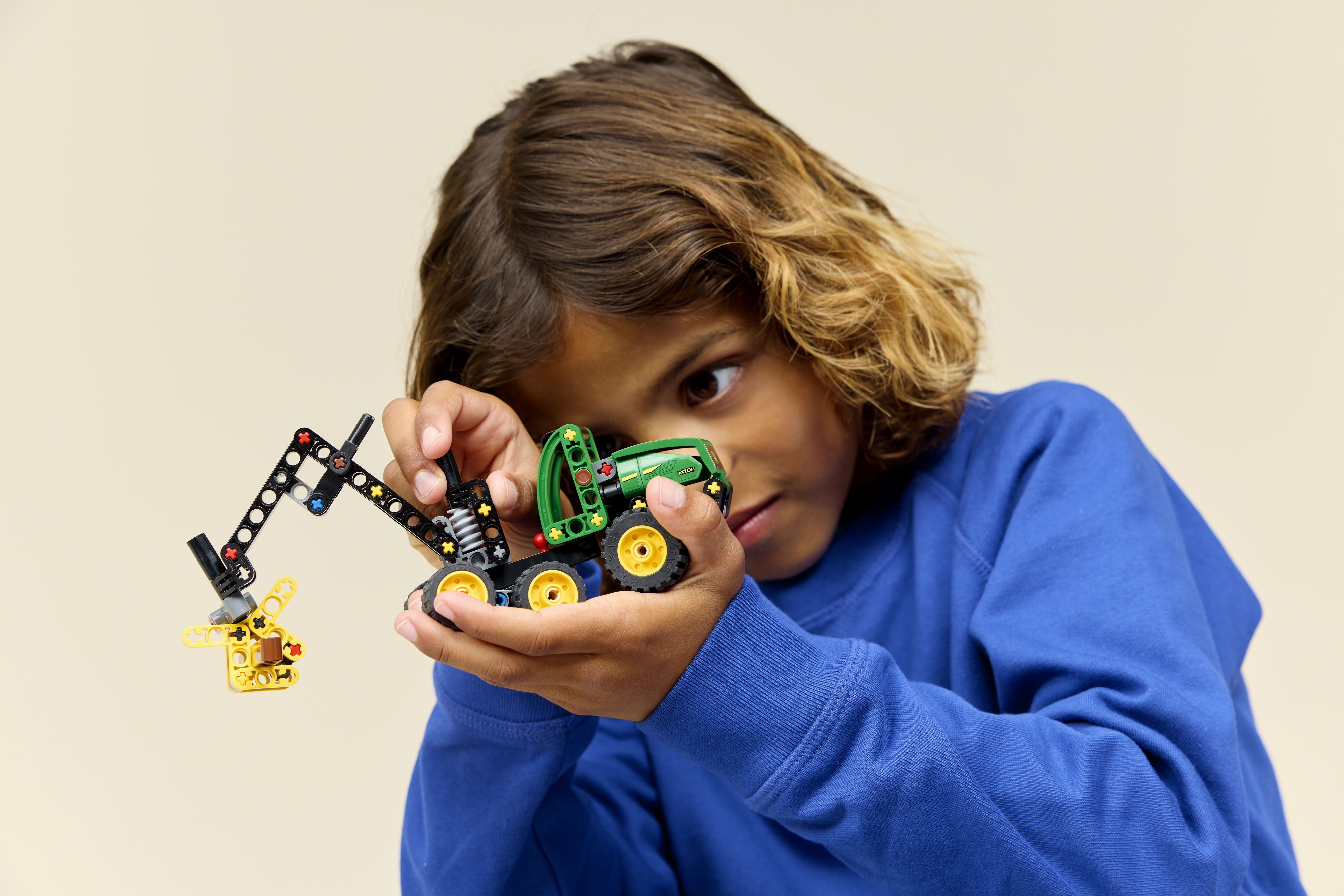 LEGO 42218 Technic Колісний комбайн John Deere 1470Hфото11