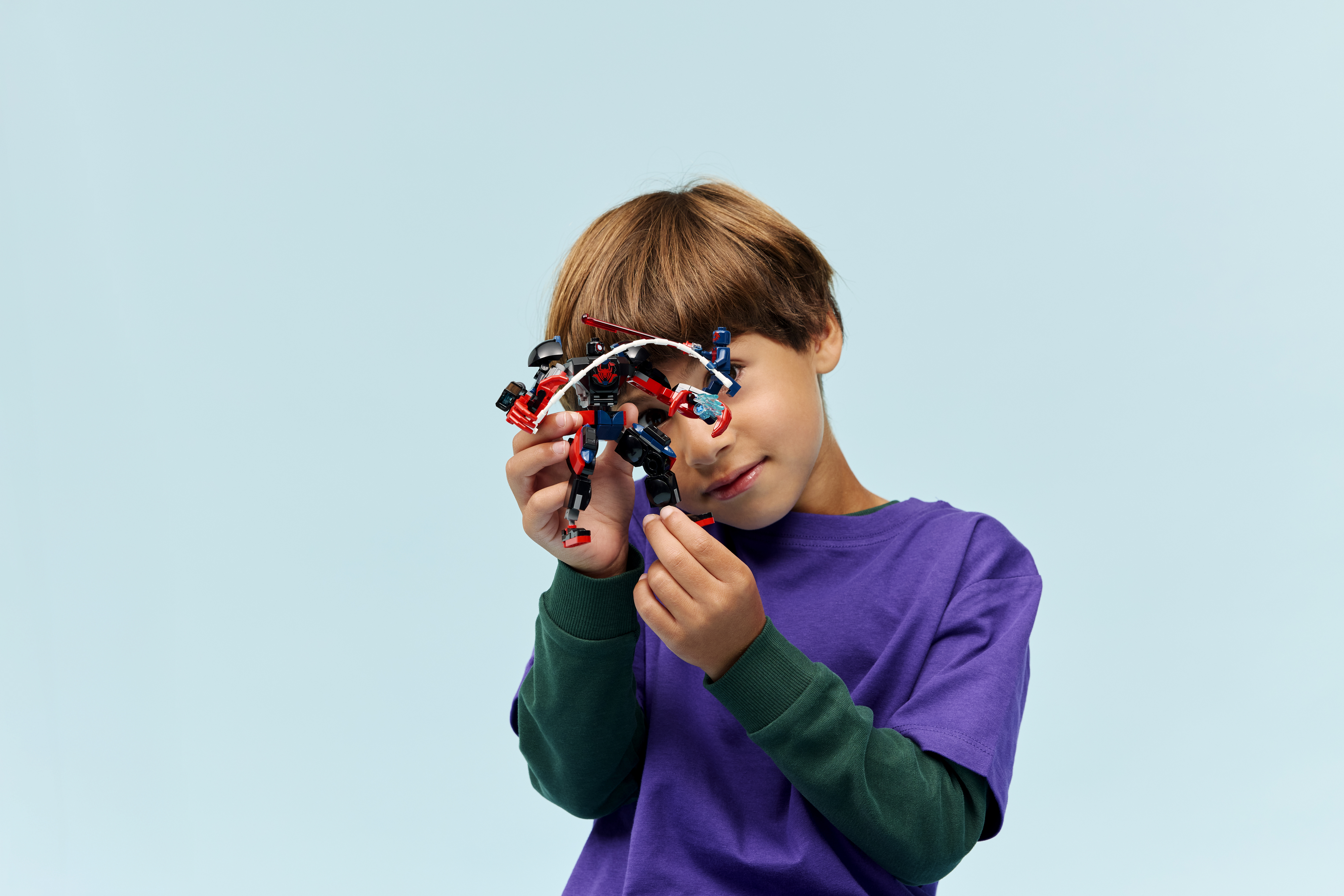 LEGO 76337 Marvel Робот Майлза Моралеза vs. Человек-паук 2099 фото 9