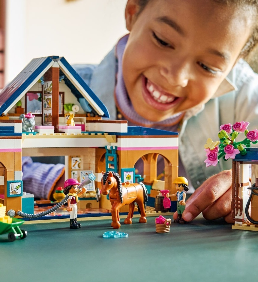 LEGO 42688 Friends Кінна стайня і академія верхової їздифото9