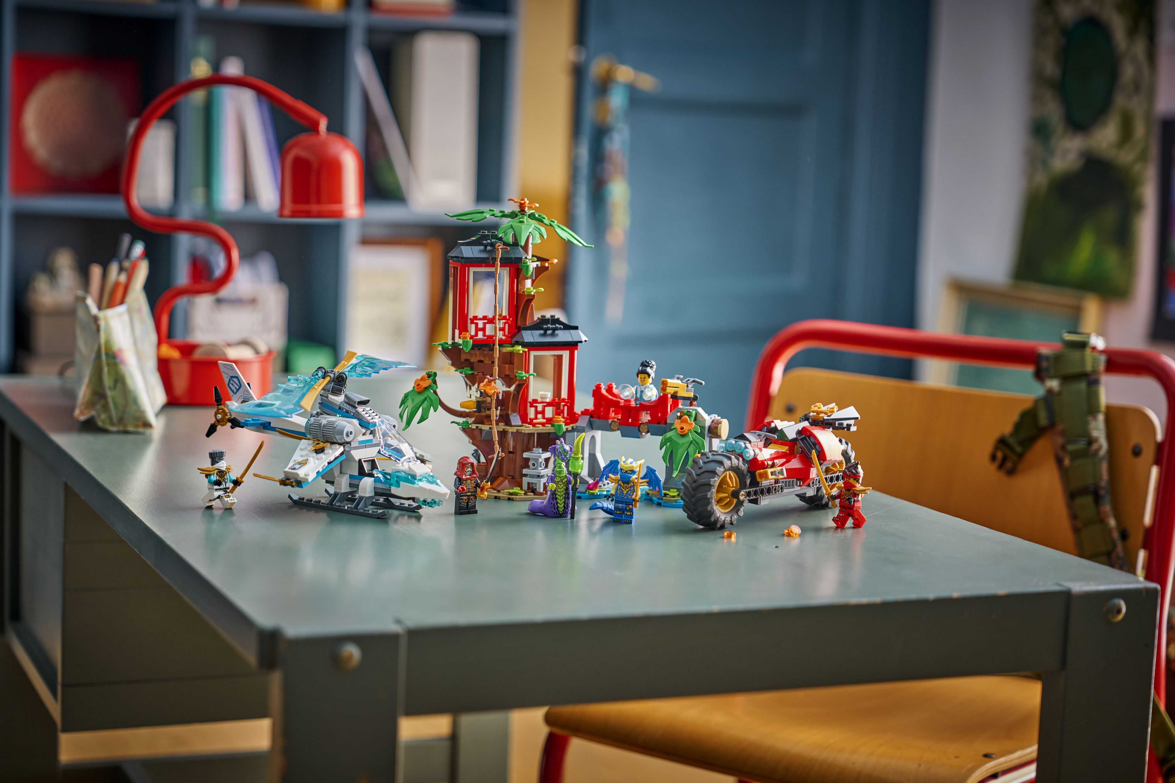 LEGO 71857 Ninjago Автомобильная битва ниндзя возле дома на дереве фото 8