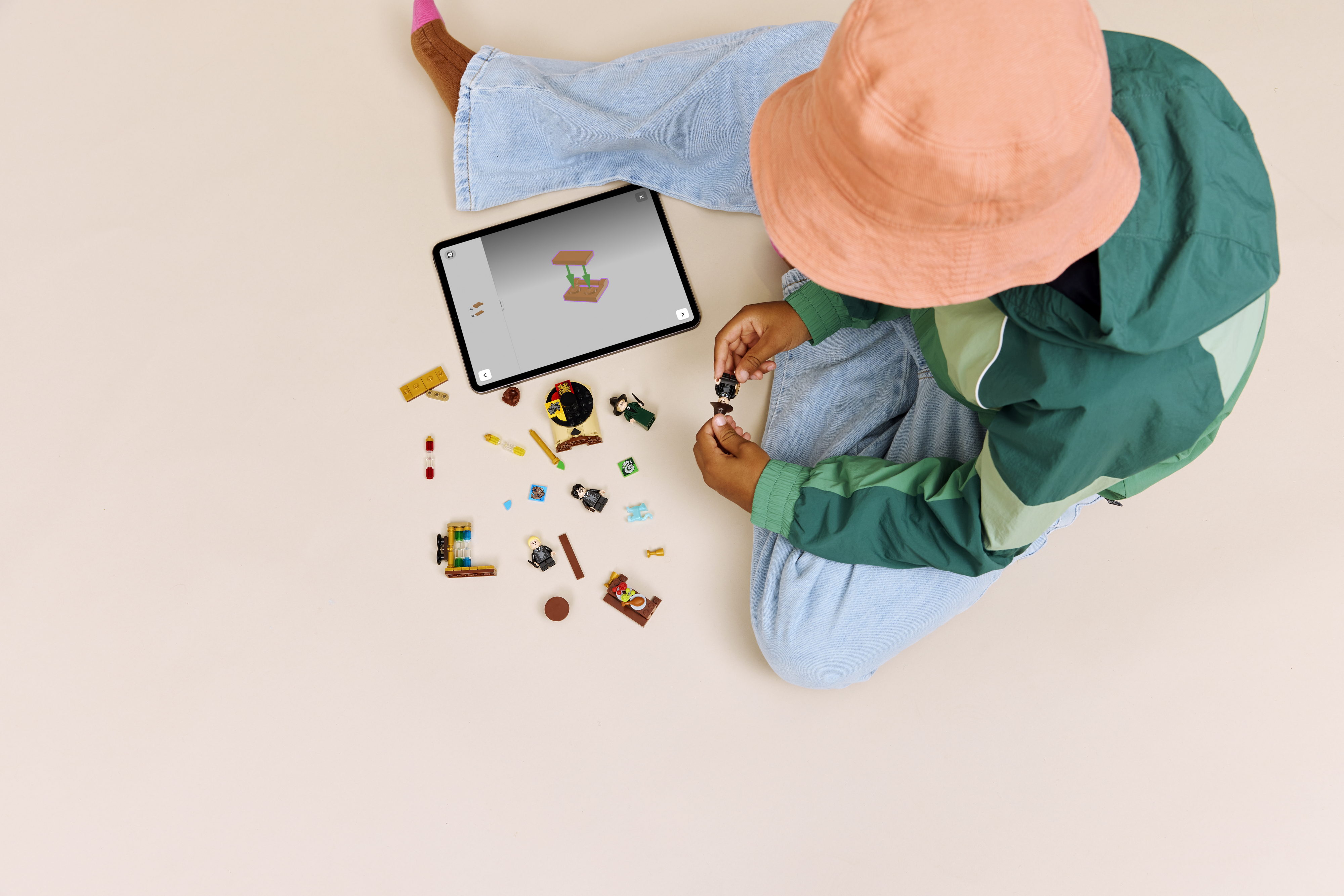 LEGO 76460 Harry Potter Замок Гоґвортс: Церемонія розподілу по факультетахфото3