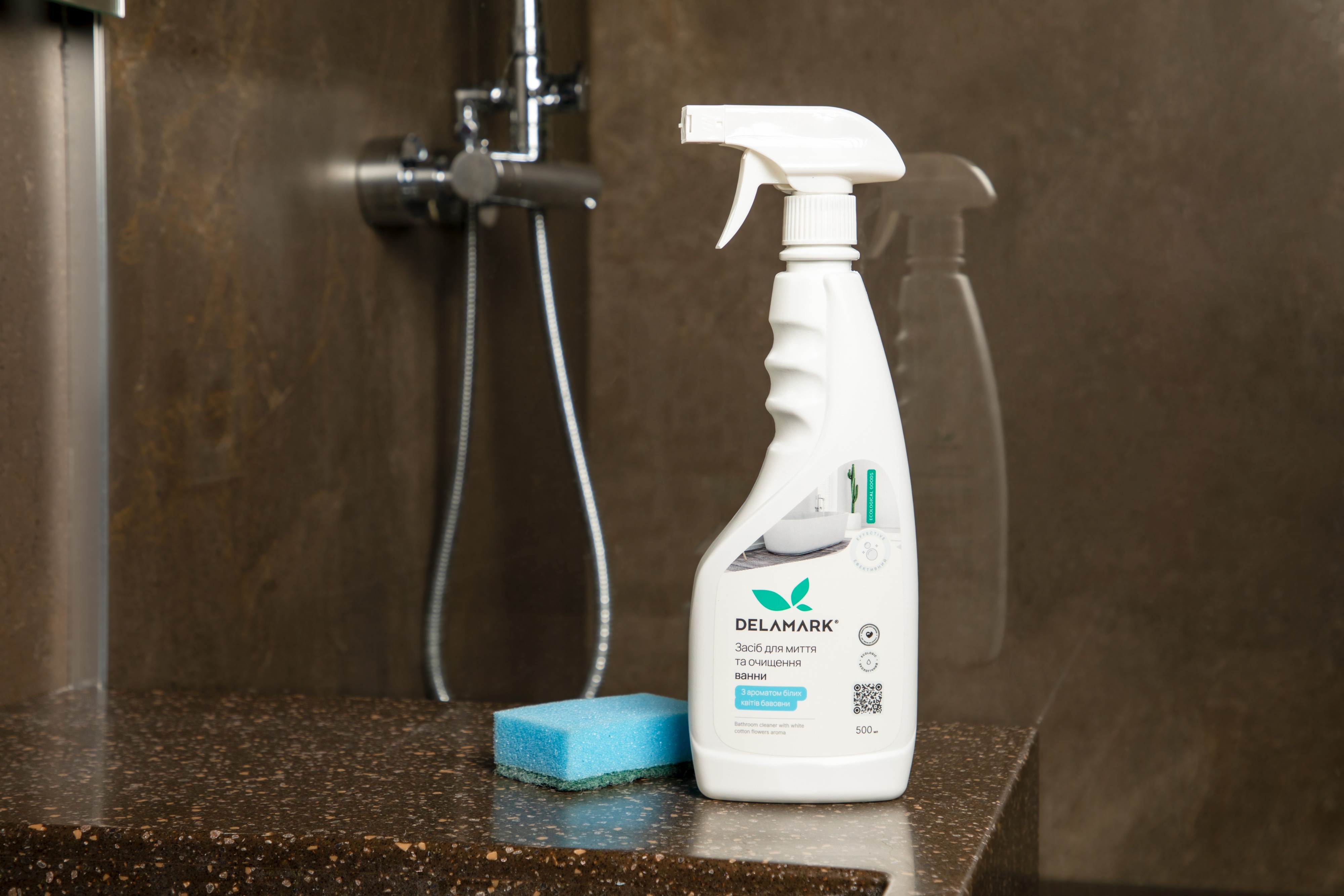 Средство для мытья ванной DeLaMark белые цветы хлопка 0,5 л фото 2