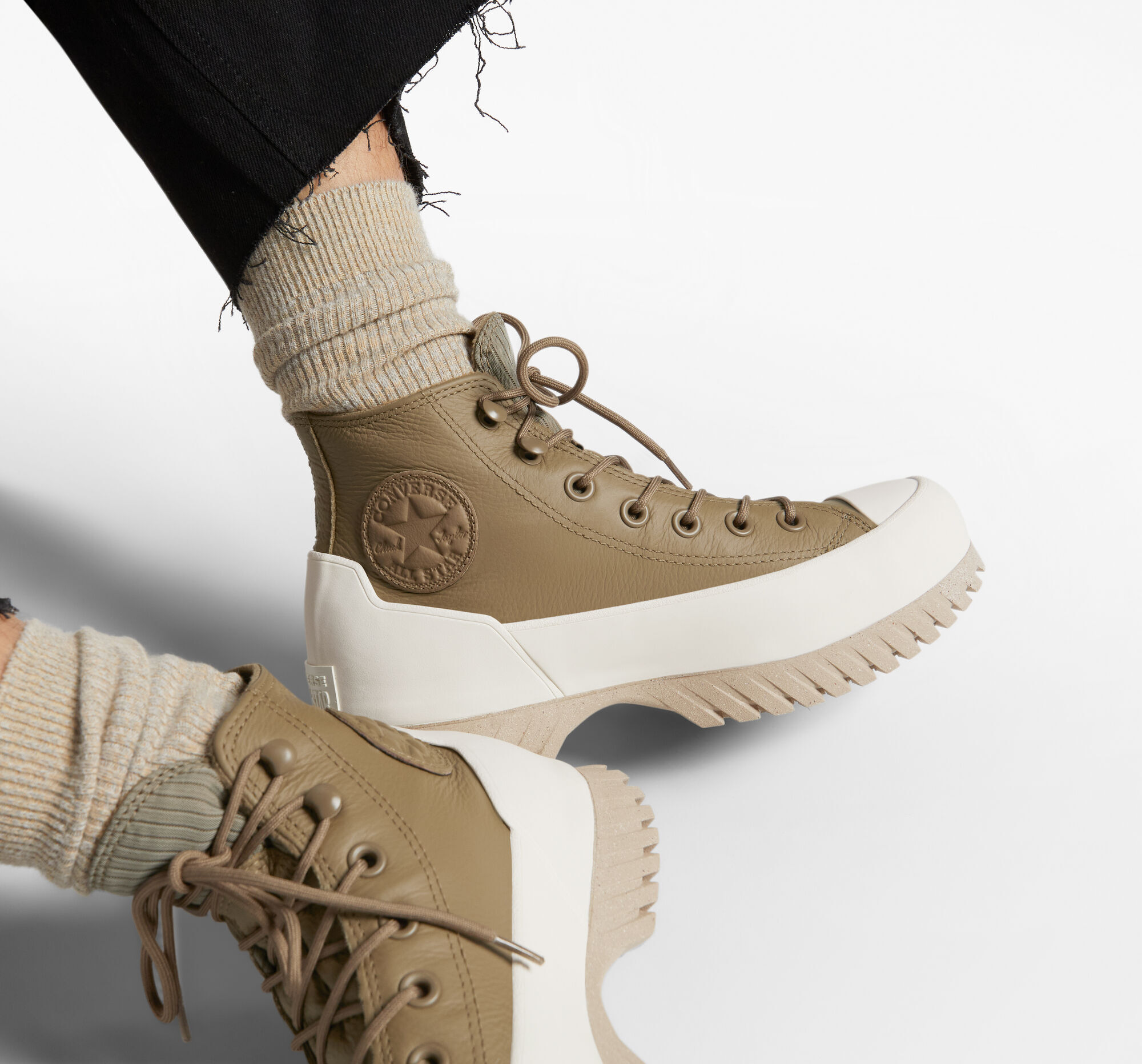 Ботинки женские Converse Ctas Lugged 2.0 Cc Hi A04634C 40 (7 US) коричневые фото 10