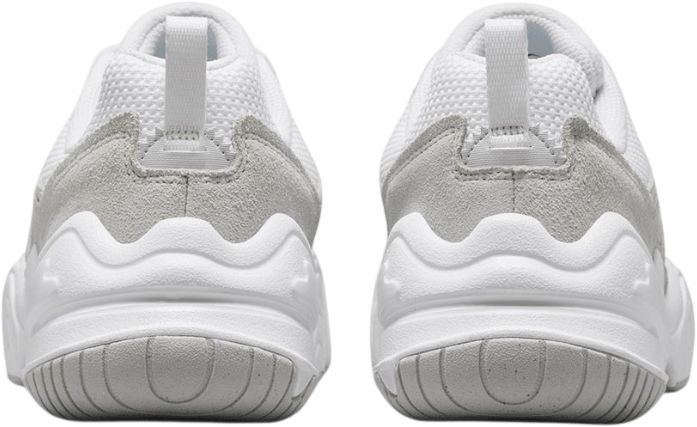 Кроссовки женские Nike W Tech Hera DR9761-100 35,5 (5 US) белые фото 4