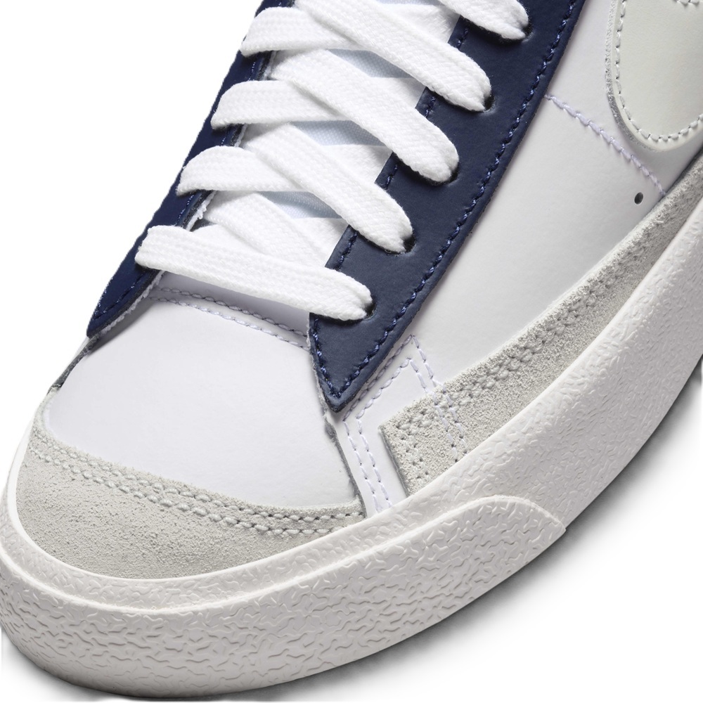 Кеды высокие мужские Nike Blazer Mid 77 Bg FN6966-100 36 (4Y US) белые фото 7