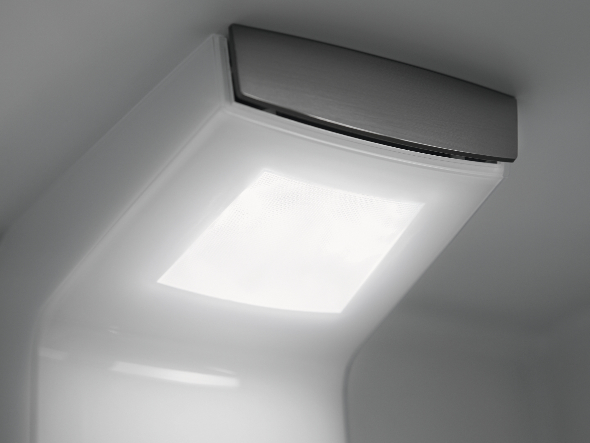 Вбудований холодильник Electrolux ENS6TE19Sфото