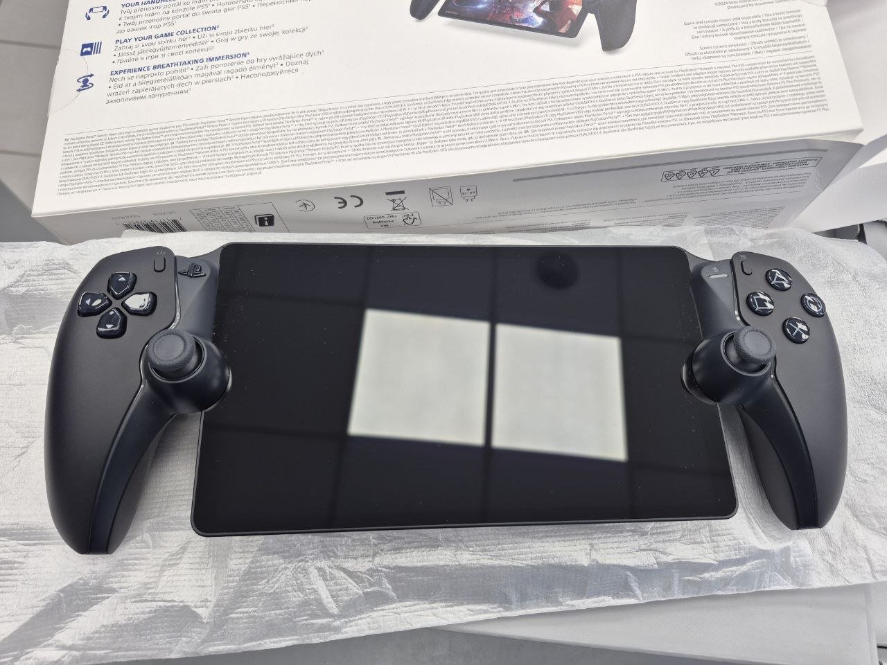 Устройство для дистанционной игры PlayStation Portal Midnight Black (1000045051) фото 3