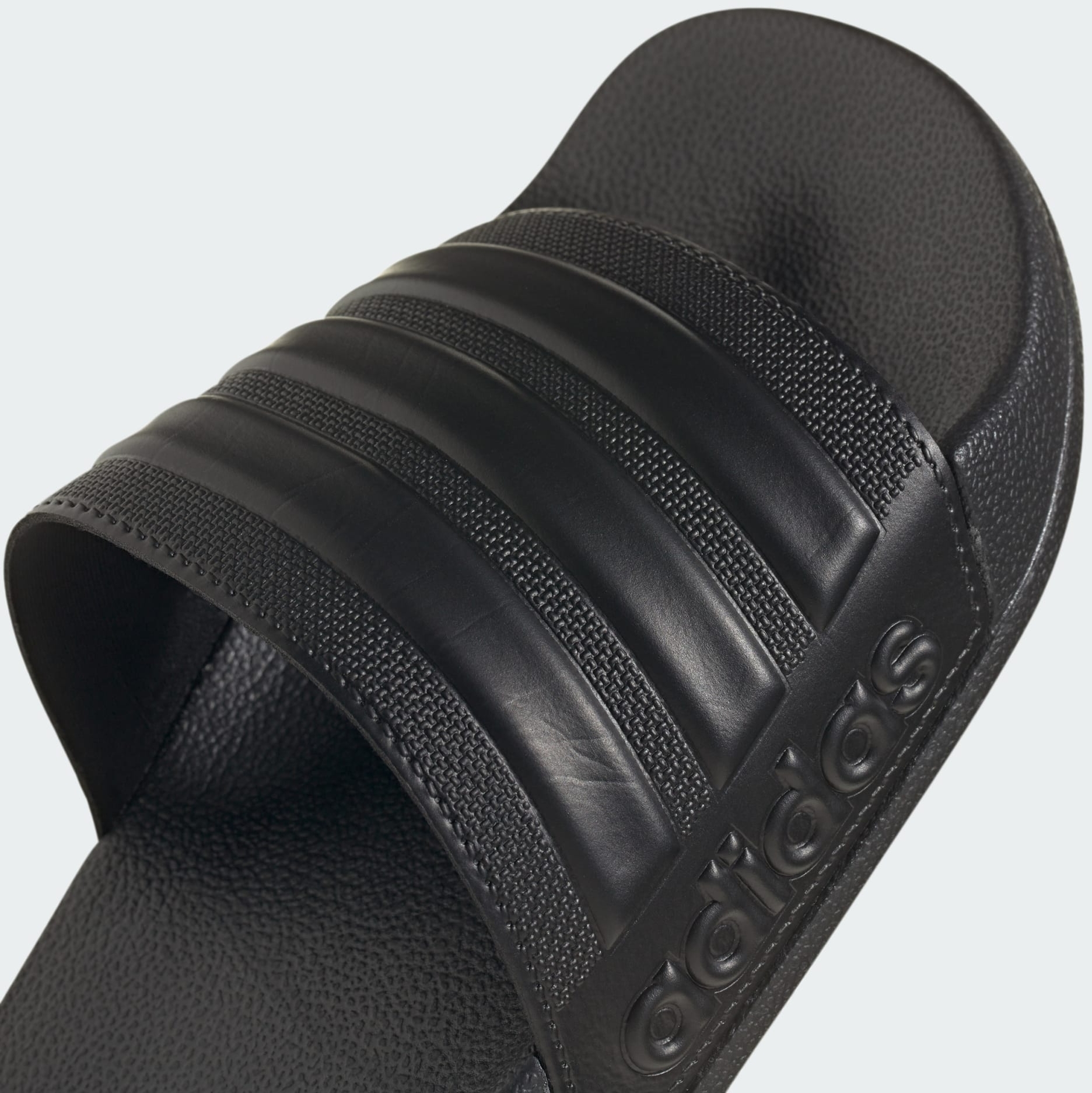 Шлепанцы мужские Adidas Adilette Shower GZ3772 39 1/3 (6 UK) черные фото 