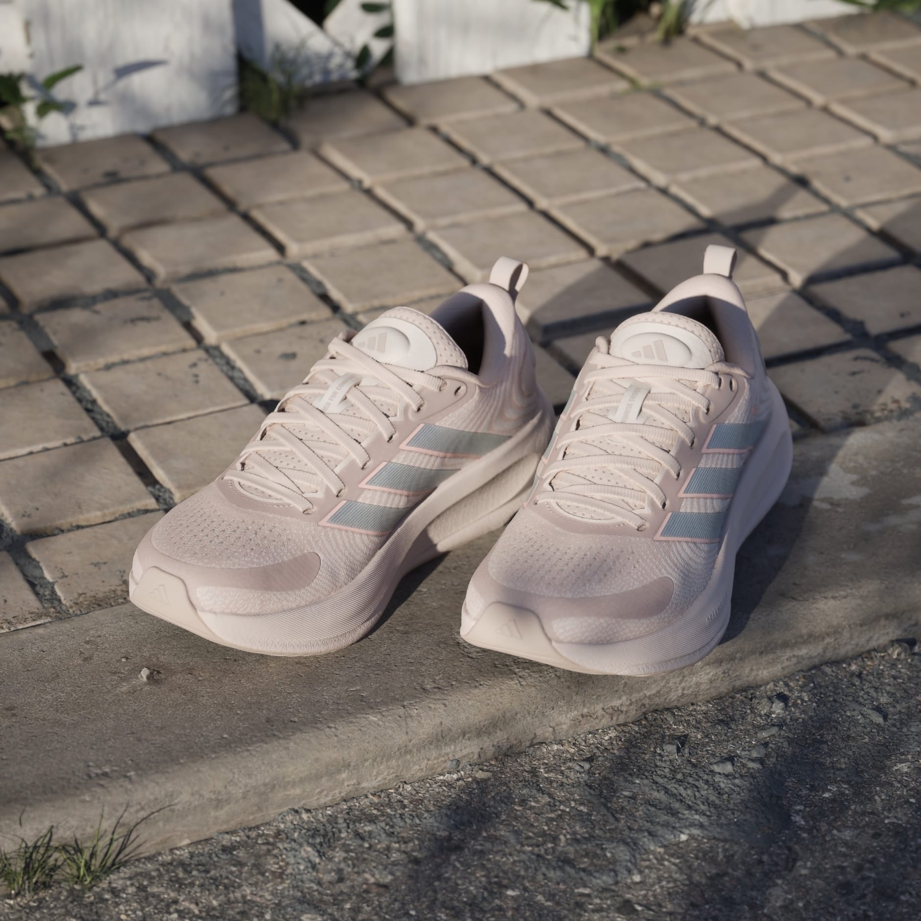 Кроссовки женские Adidas Supernova Ease 2 W JQ1827 38 2/3 (5.5 UK) бежевые фото 9