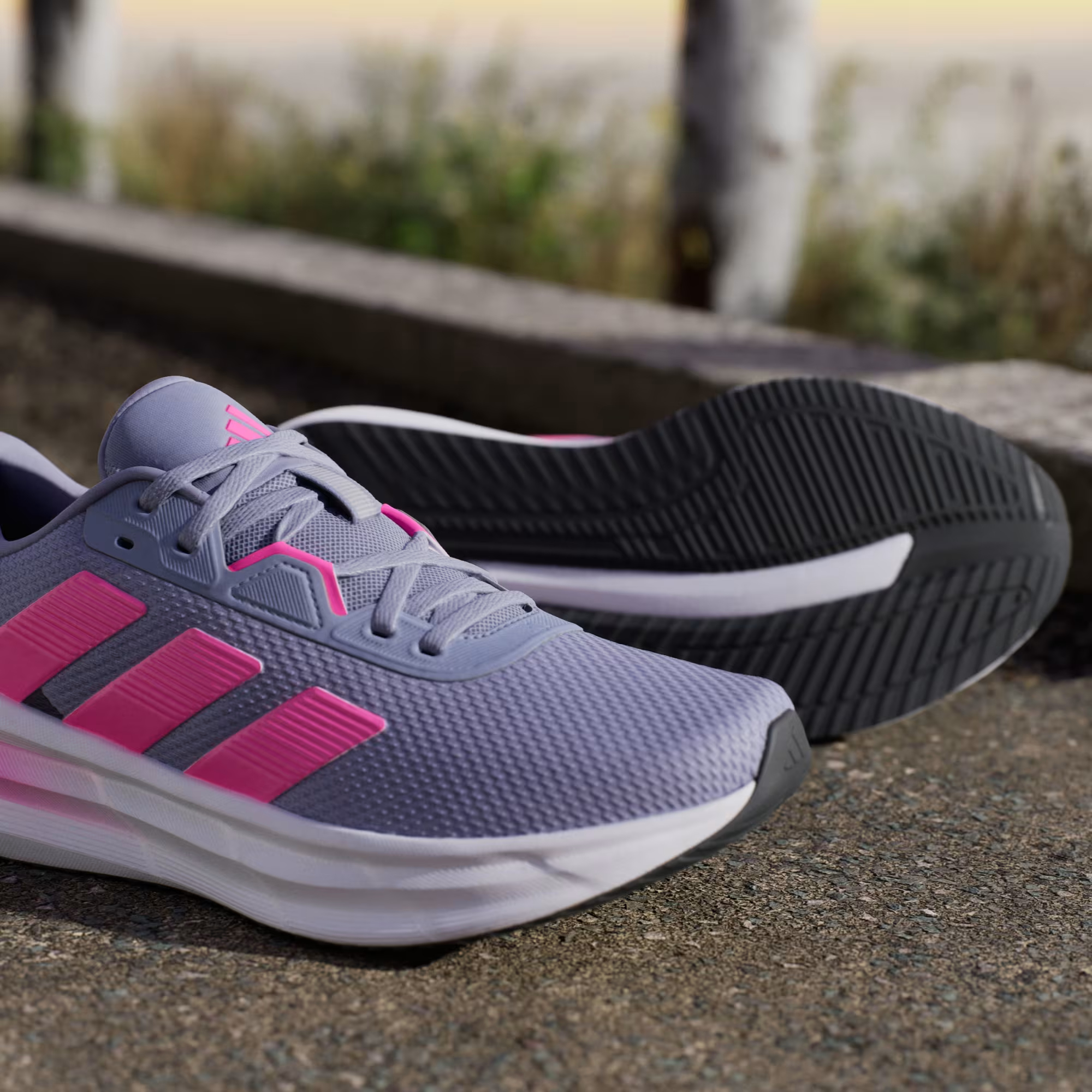 Кроссовки женские Adidas Galaxy 7 W JQ2608 40 (6.5 UK) серые фото 