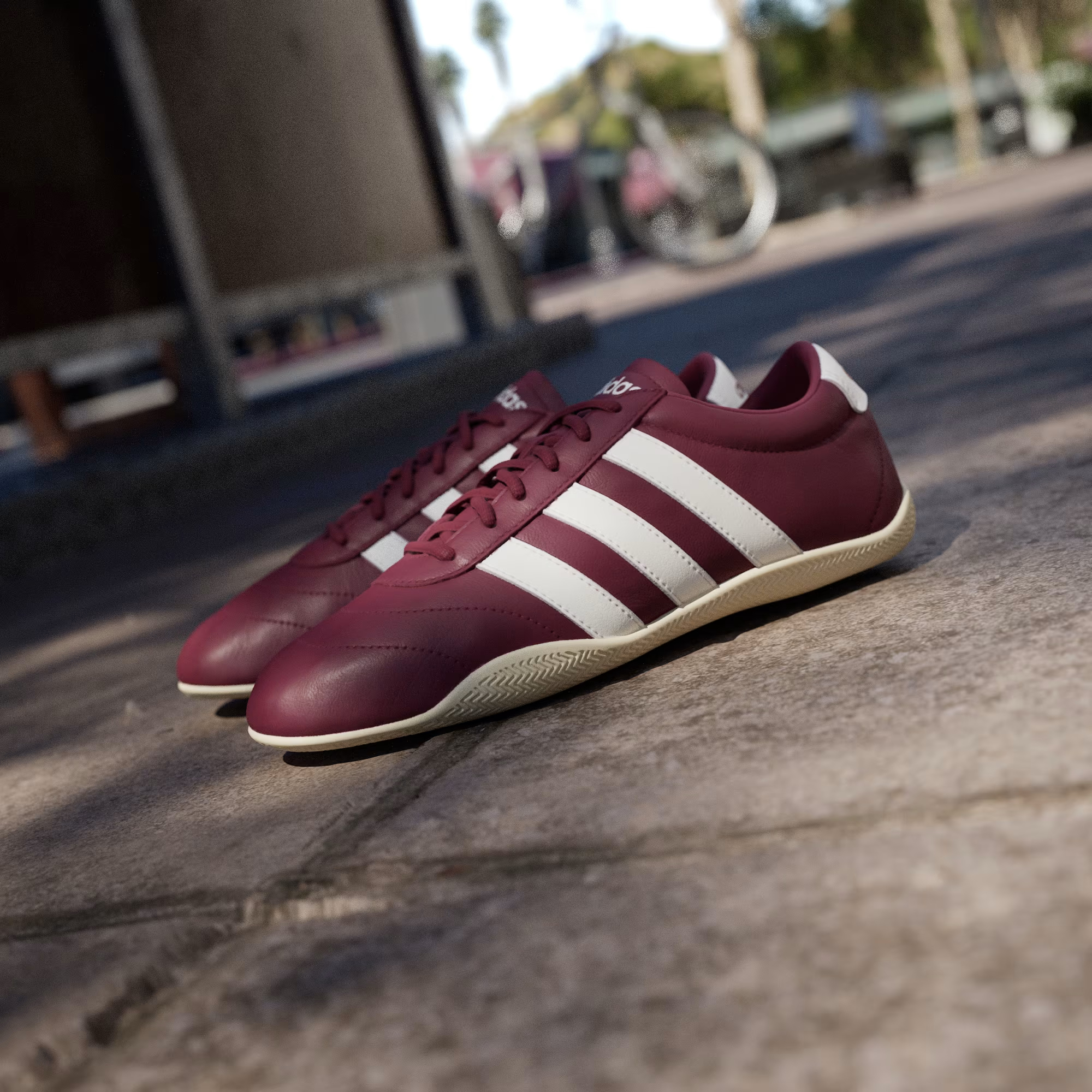 Кеды женские Adidas Grand Court Lo JQ7242 36 (3.5 UK) бордовые фото 13