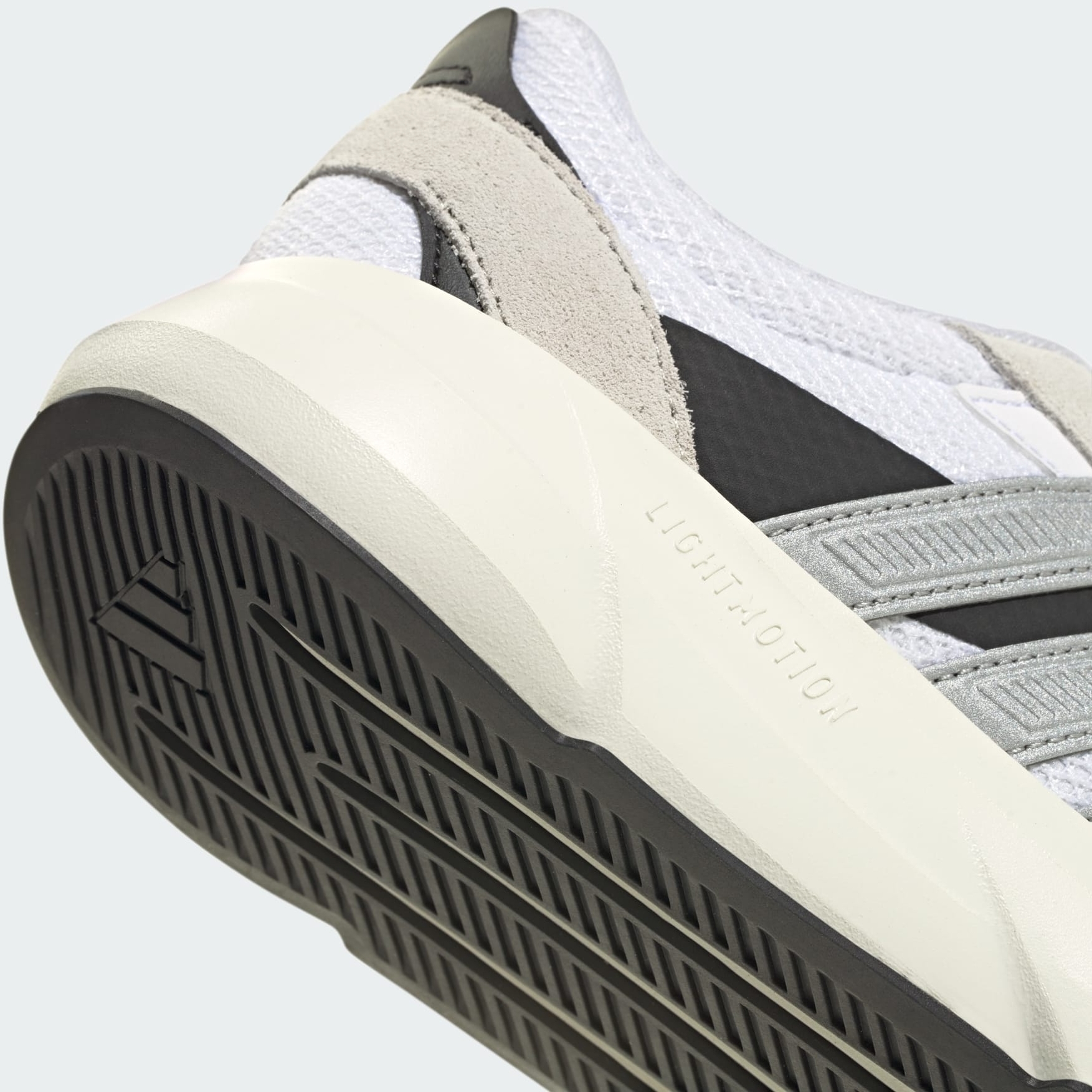 Кроссовки женские Adidas Lightshift 2.0 JQ9639 36 2/3 (4 UK) белые фото 