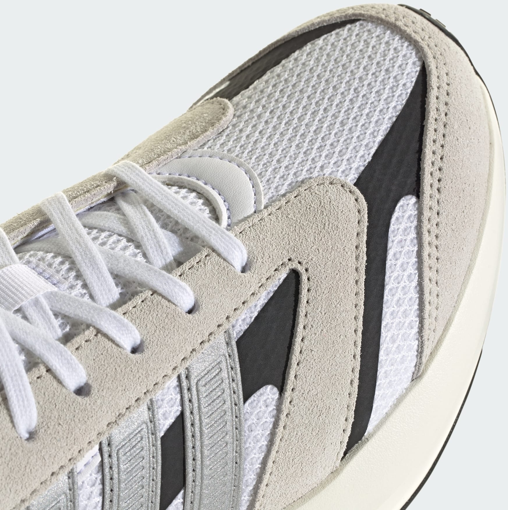 Кроссовки женские Adidas Lightshift 2.0 JQ9639 39 1/3 (6 UK) белые фото 7