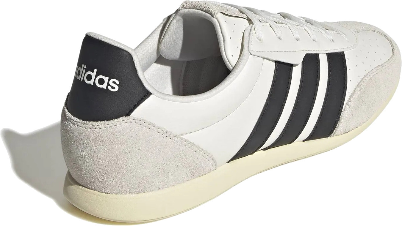 Кеди чоловічі Adidas Barreda Lo JR4618 40 (6.5 UK) біліфото4