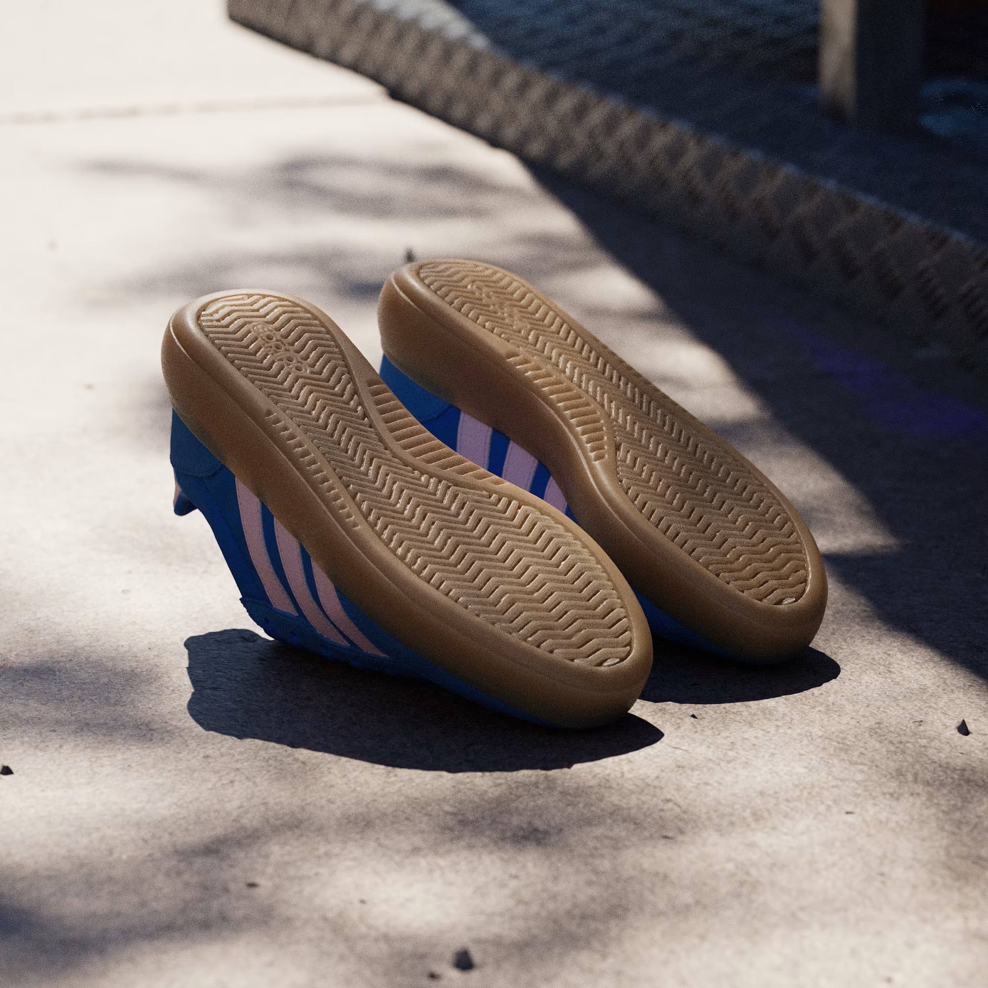 Кеди жіночі Adidas Barreda Decode IH1442 40 (6.5 UK) синіфото16