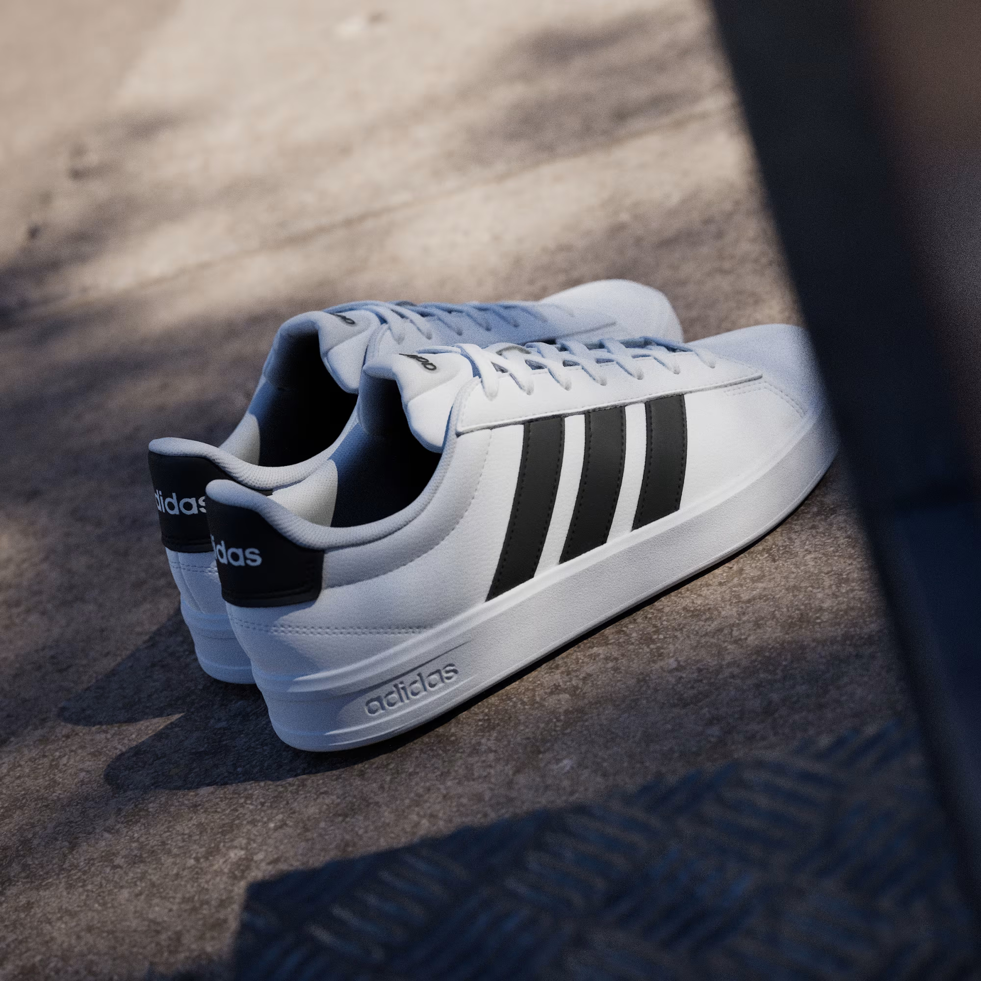 Кеды мужские Adidas Grand Court 3.0 IH1472 40 (6.5 UK) белые фото 