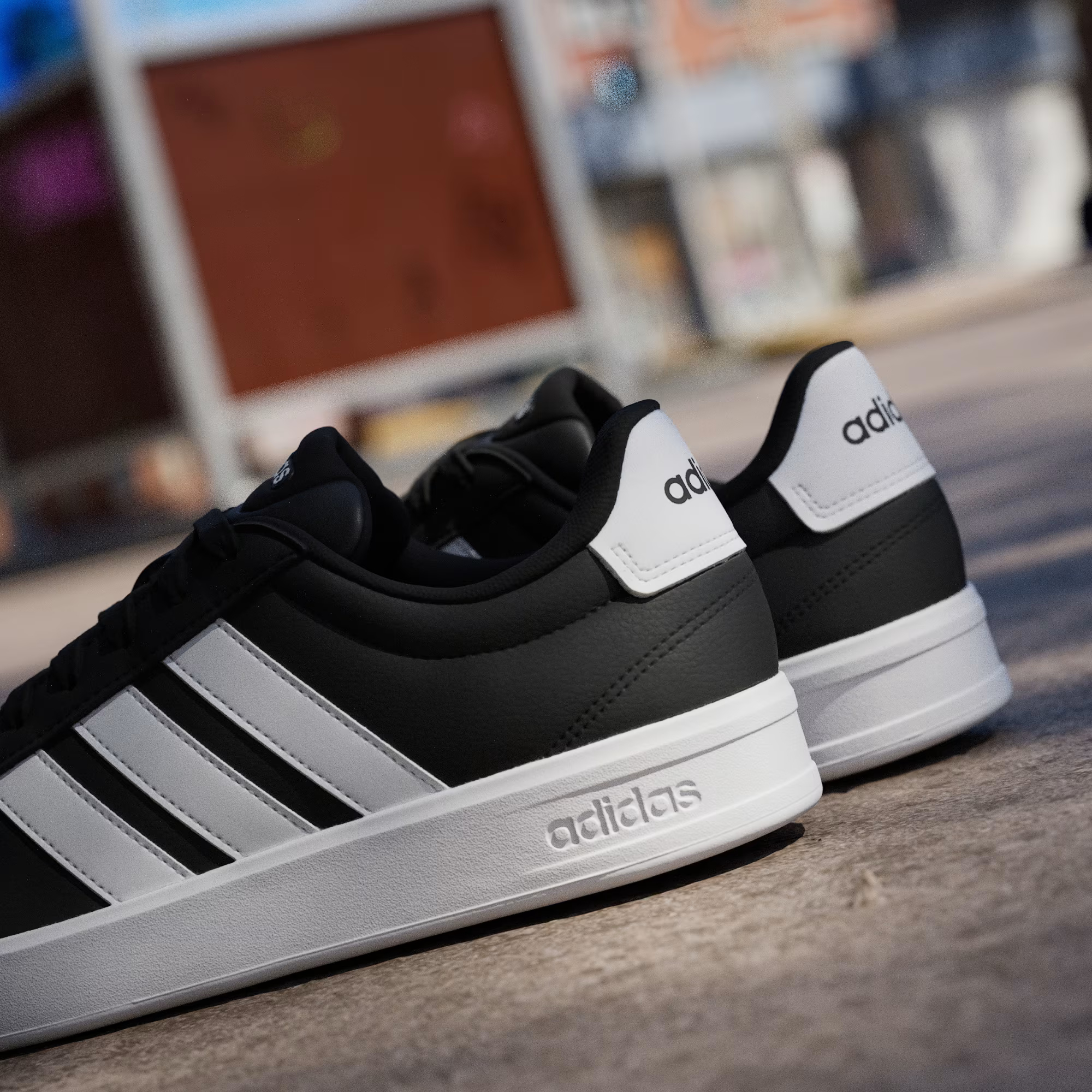 Кеды мужские Adidas Grand Court 3.0 IH1473 46 (11 UK) черные фото 17