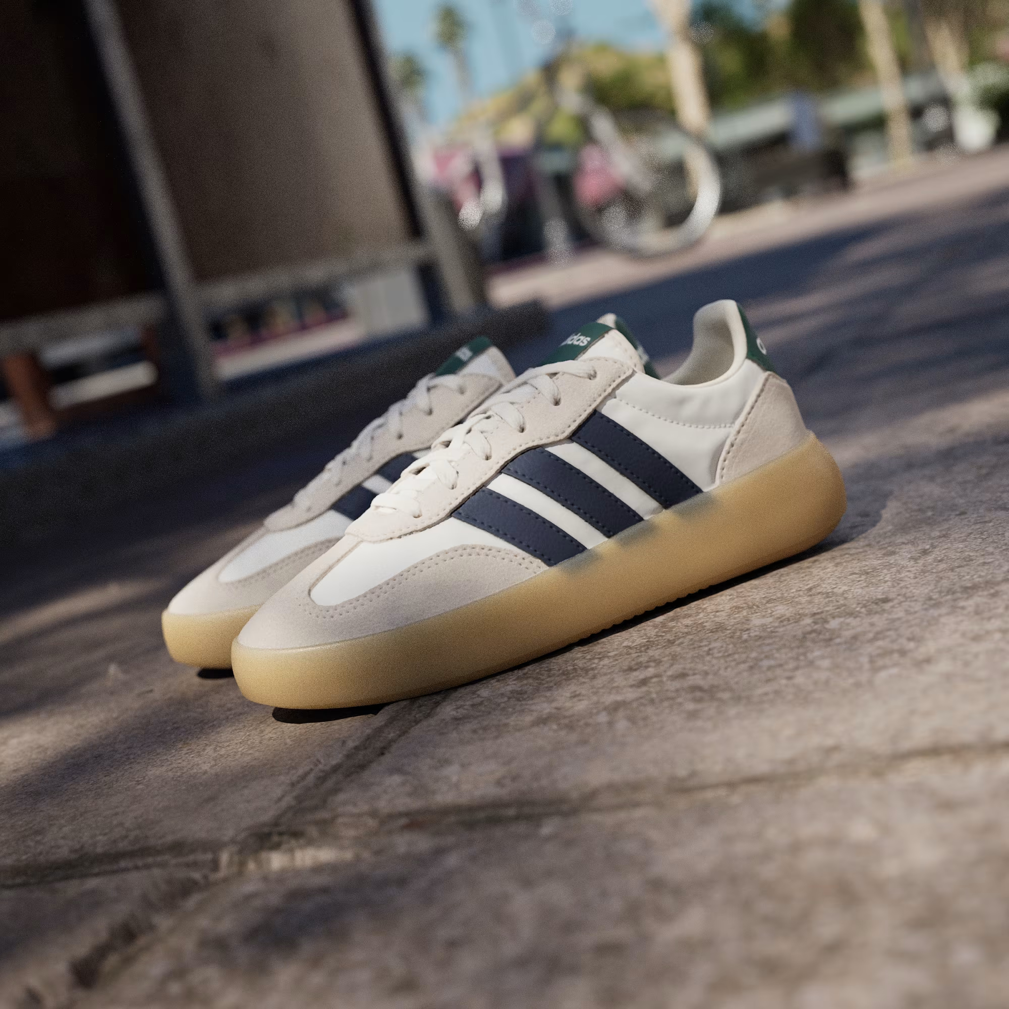 Кеды подростковые Adidas Barreda Decode J JP6729 39 1/3 (6 UK) молочные фото 14