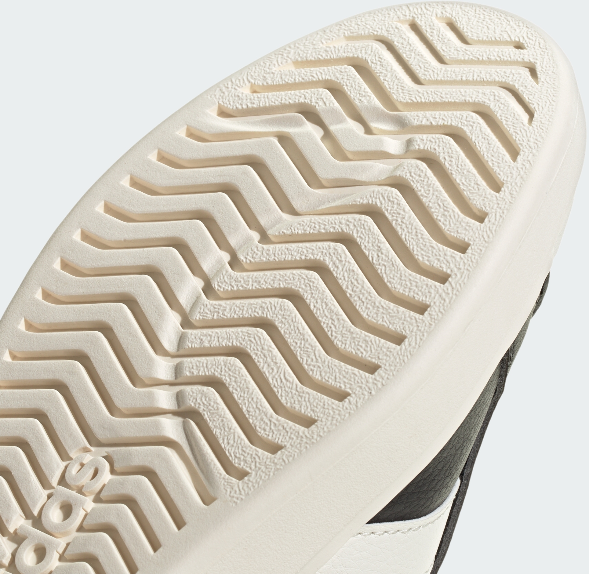 Кеды женские Adidas Streettalk JP8284 37 1/3 (4.5 UK) черные фото 9