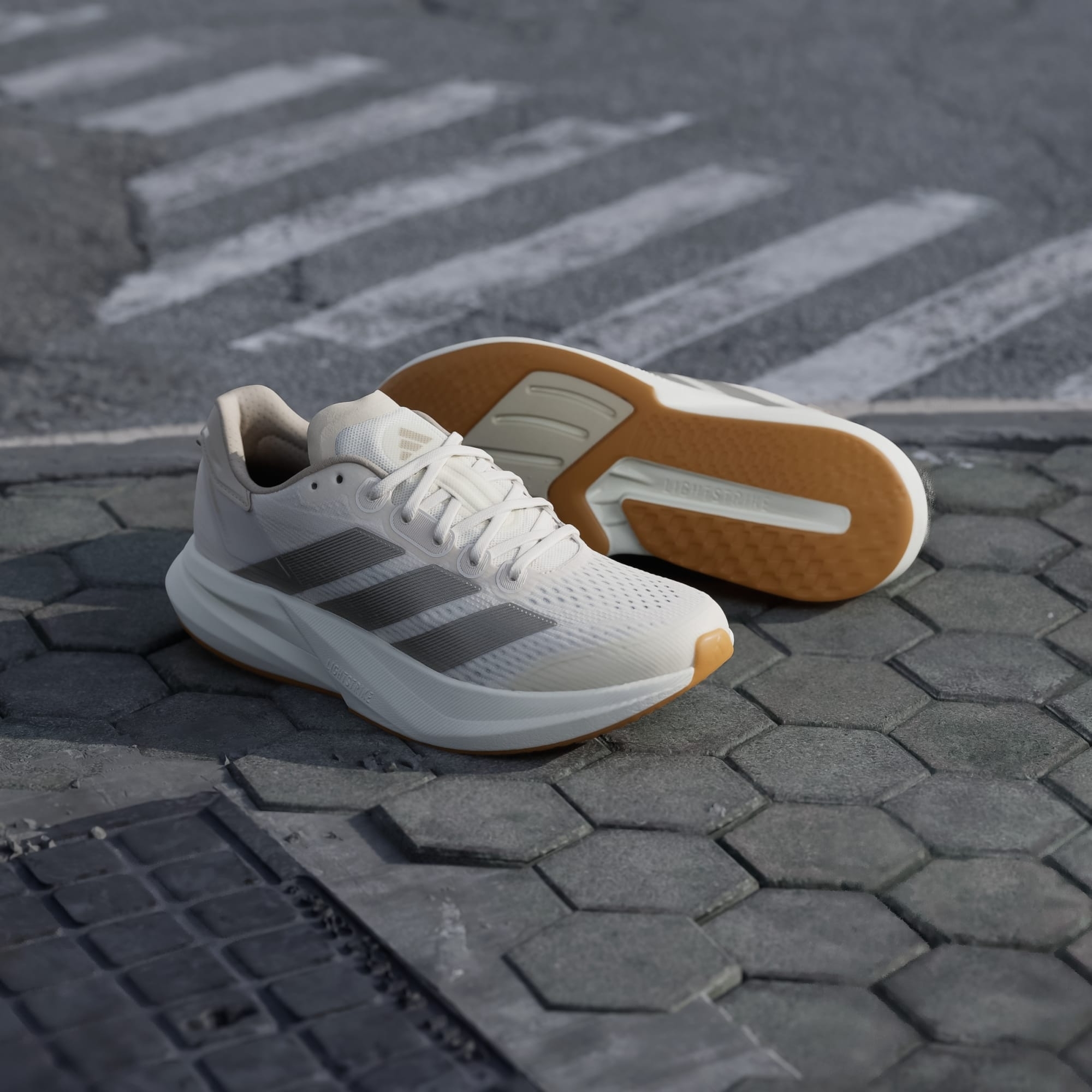 Кроссовки женские Adidas Duramo Speed 2 W JP9239 40 (6.5 UK) молочные фото 