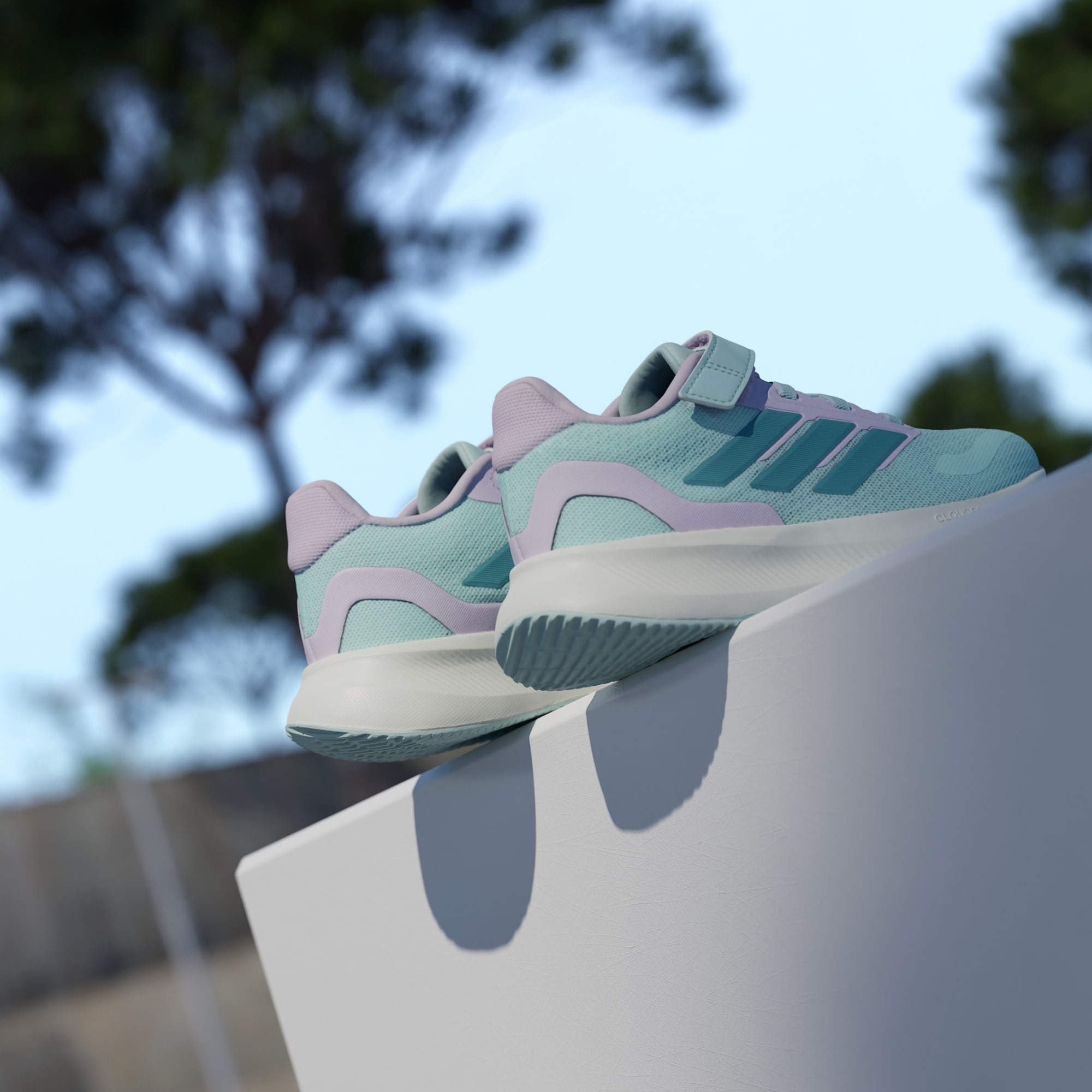 Кроссовки детские для девочек Adidas Runfalcon 5 El C JP9403 35 (2,5 UK) мятные фото 