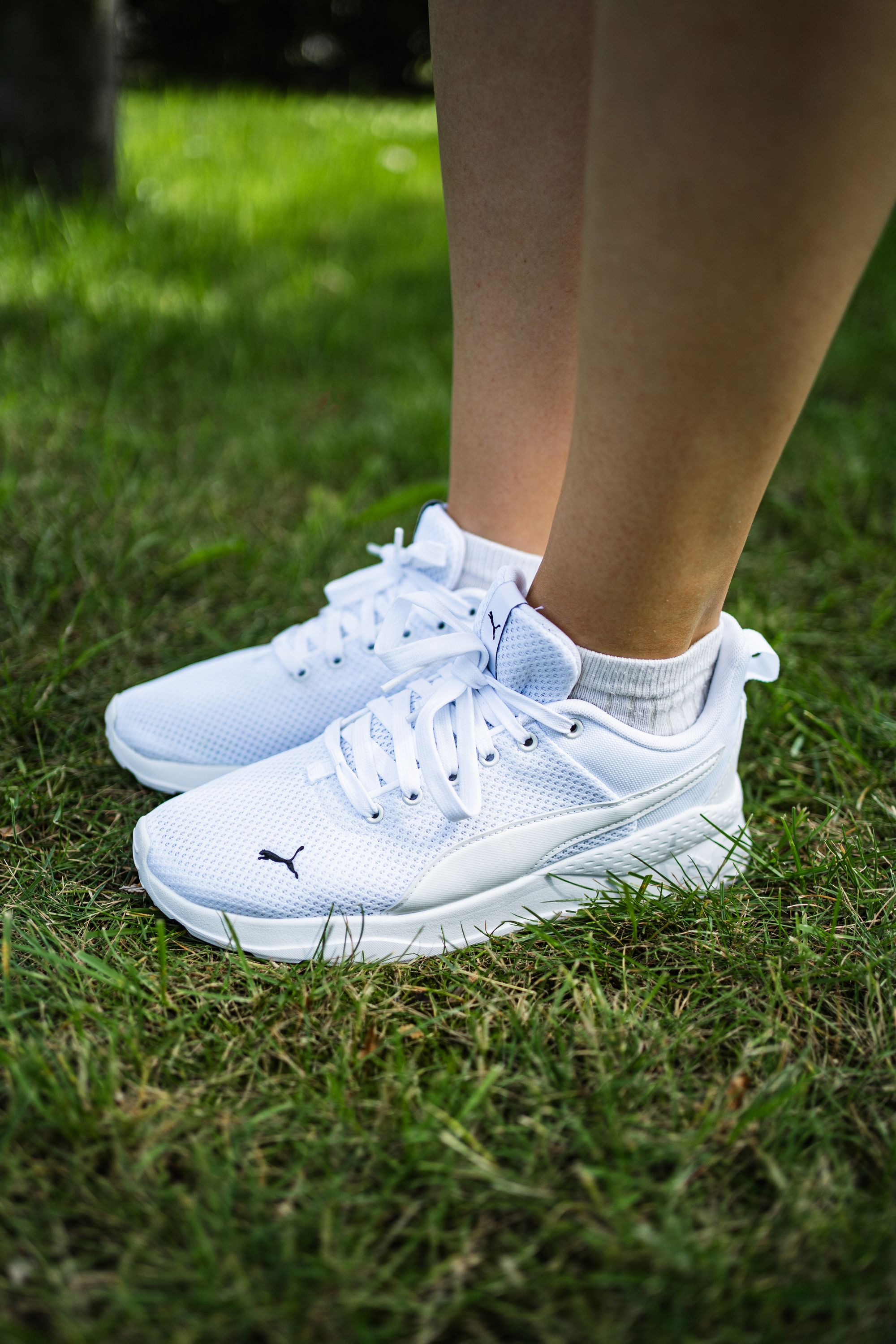 Кроссовки Puma Anzarun Lite 371128-03 40.5 (7 UK) белые фото 