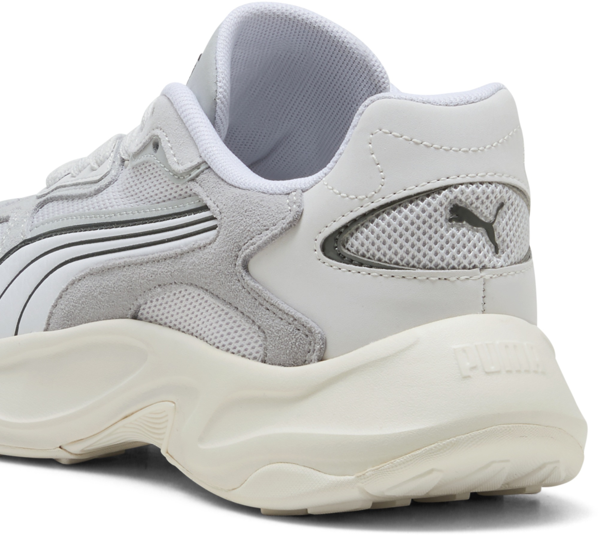 Кросівки жіночі Puma Insphere Muse 404895-02 37 (4 UK) сіріфото