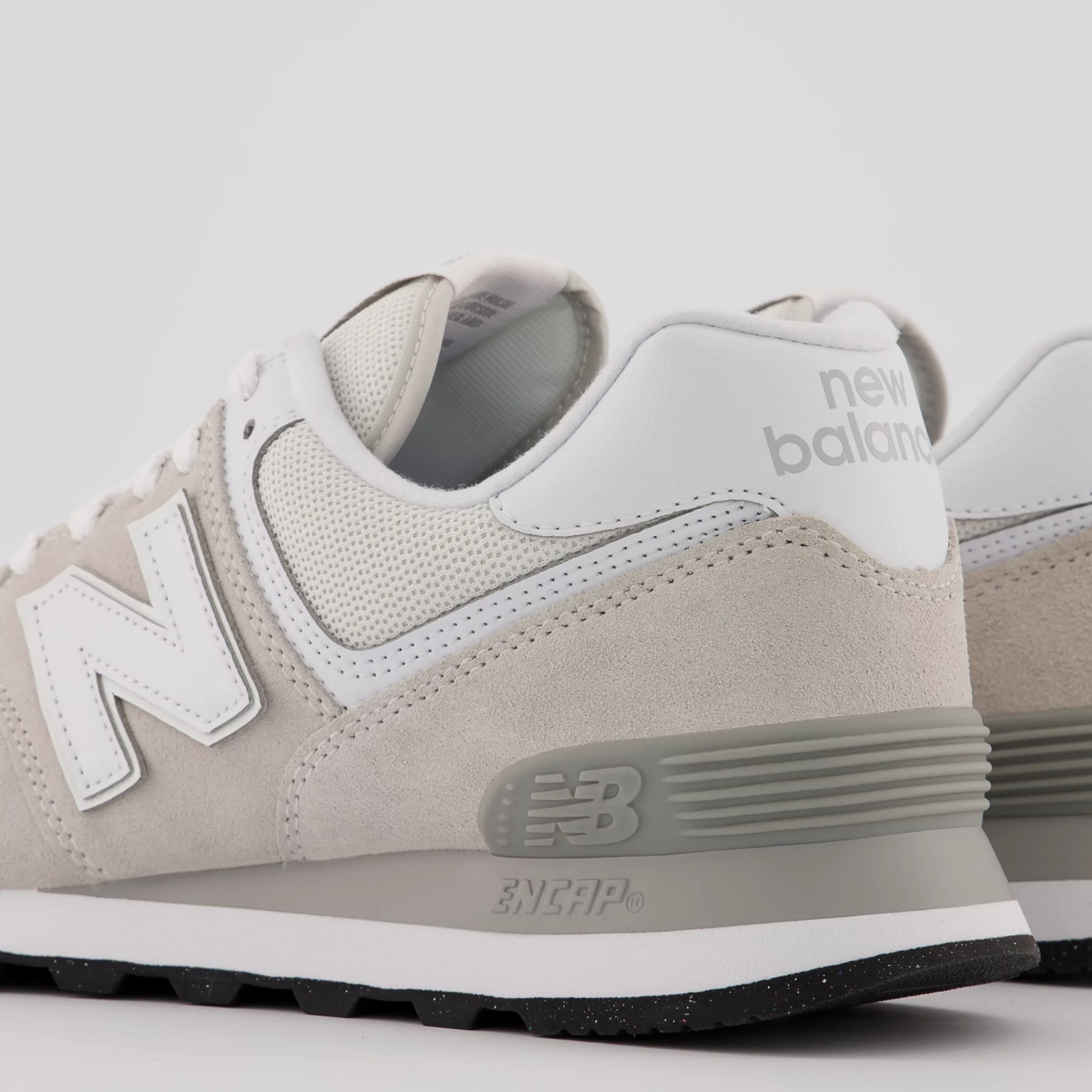 Кросівки чоловічі New Balance 574 Classic GL ML574EVW 44,5 (10,5 US) бежевіфото