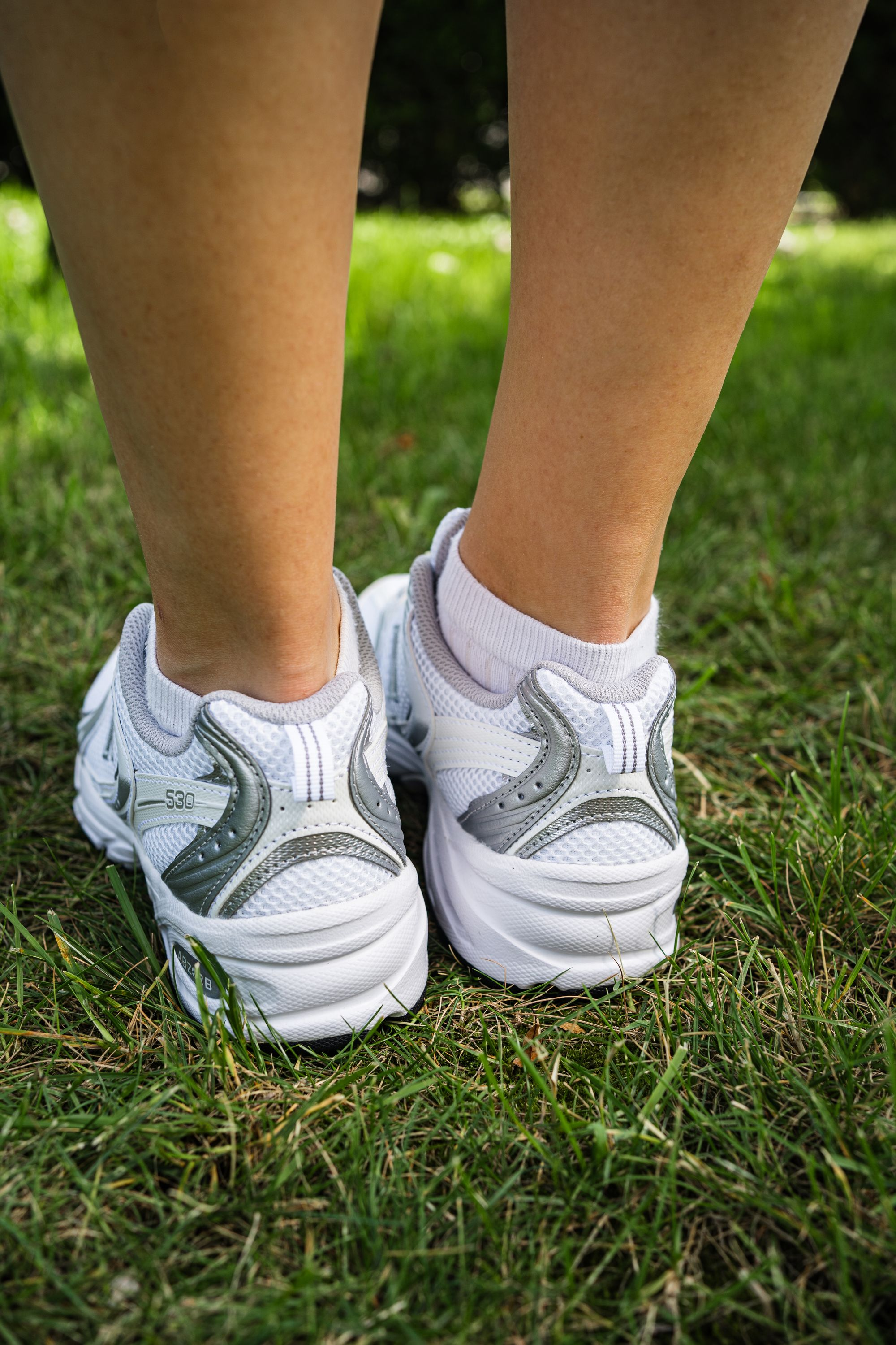 Кроссовки женские New Balance 530 MR530EMA 41,5 (8 US) белые фото 