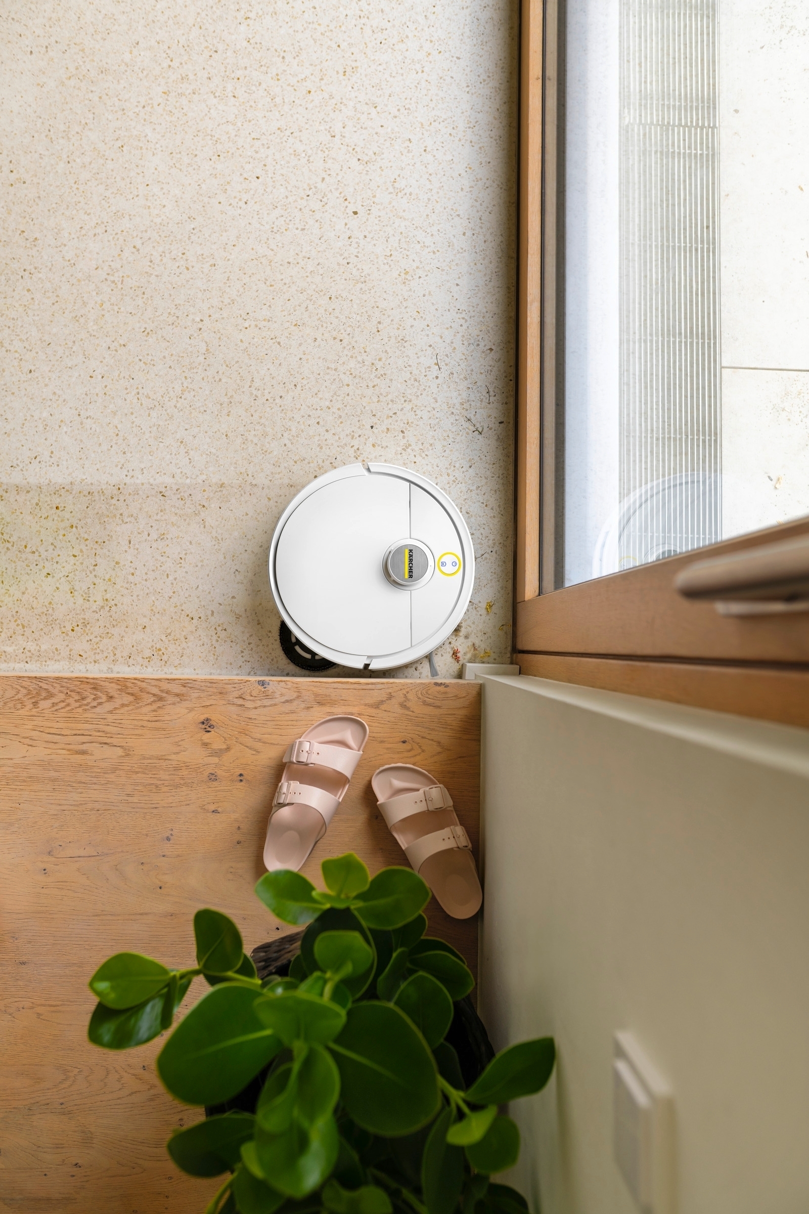 Робот-пылесос Karcher RVM 4 Comfort 1.269-130.0 фото 8