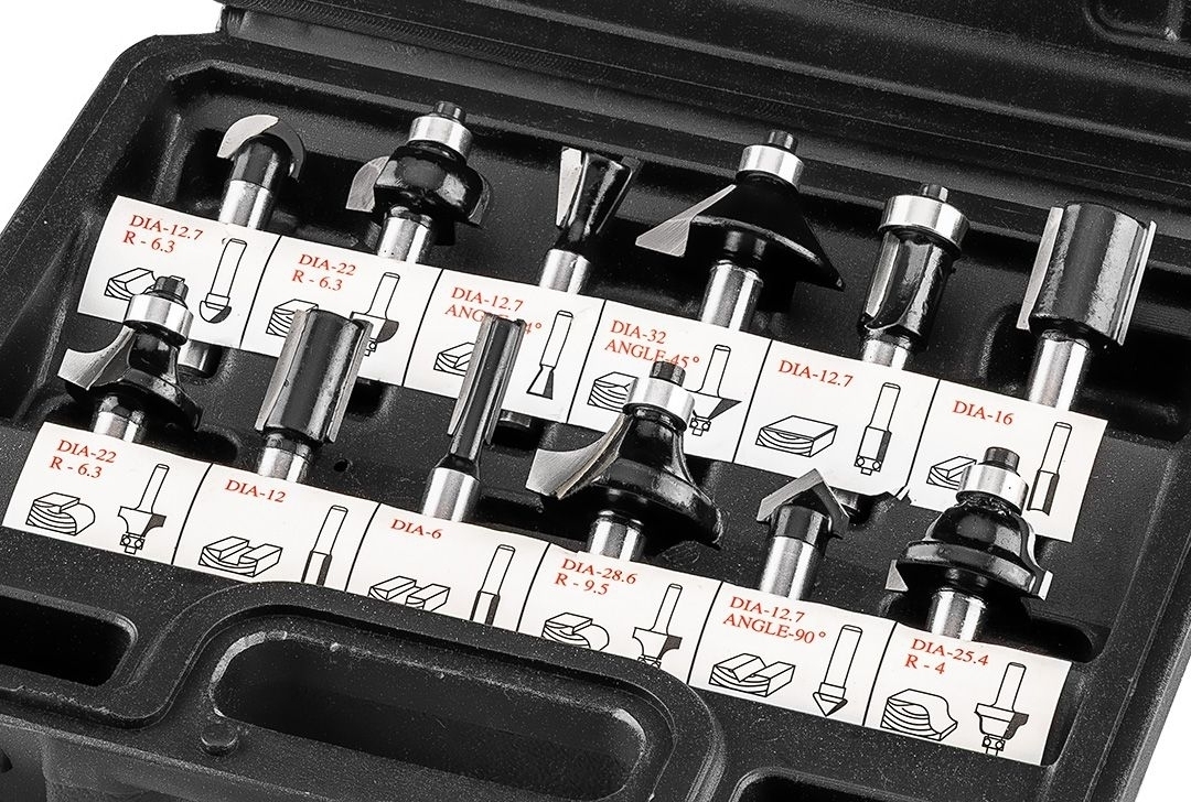 Набор фрез по дереву GRAPHITE Widia 12шт (56T614) фото 