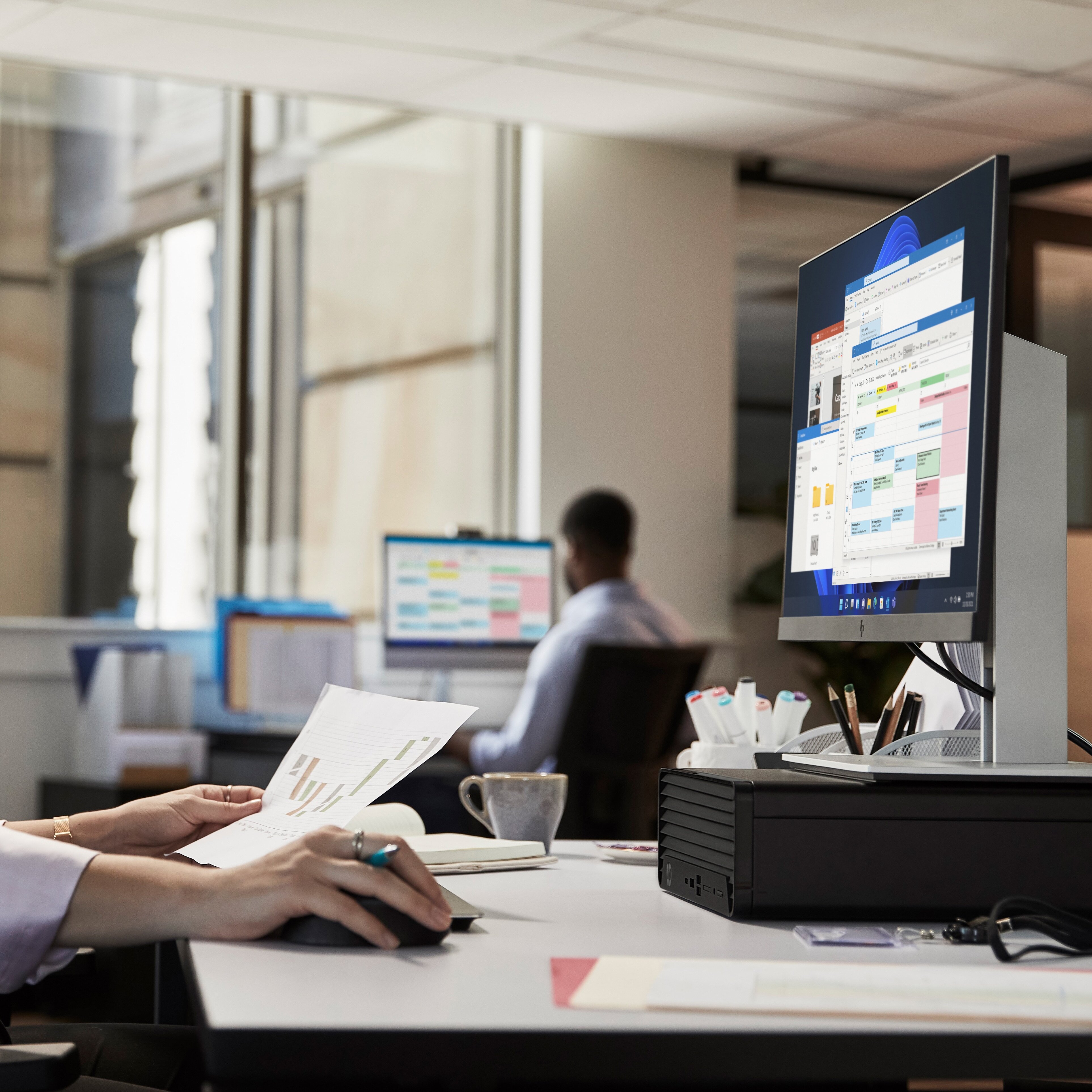 Неттоп HP Pro Small Form Factor 400 G9 Desktop PC (99Q56ET) фото 