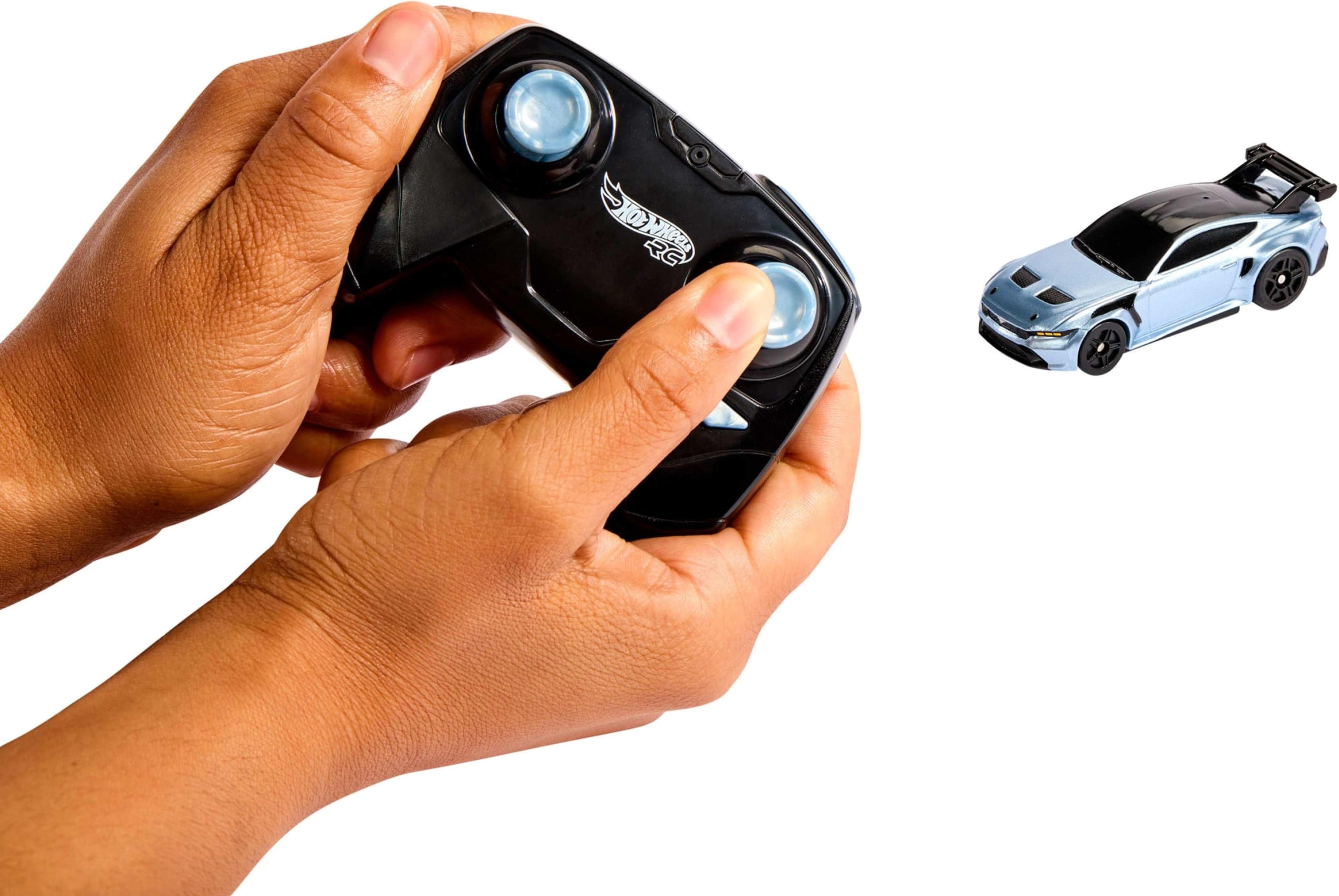 Машинка Hot Wheels на радіокеруванні Ford Mustang GTD 1:64 (JBH04)фото5