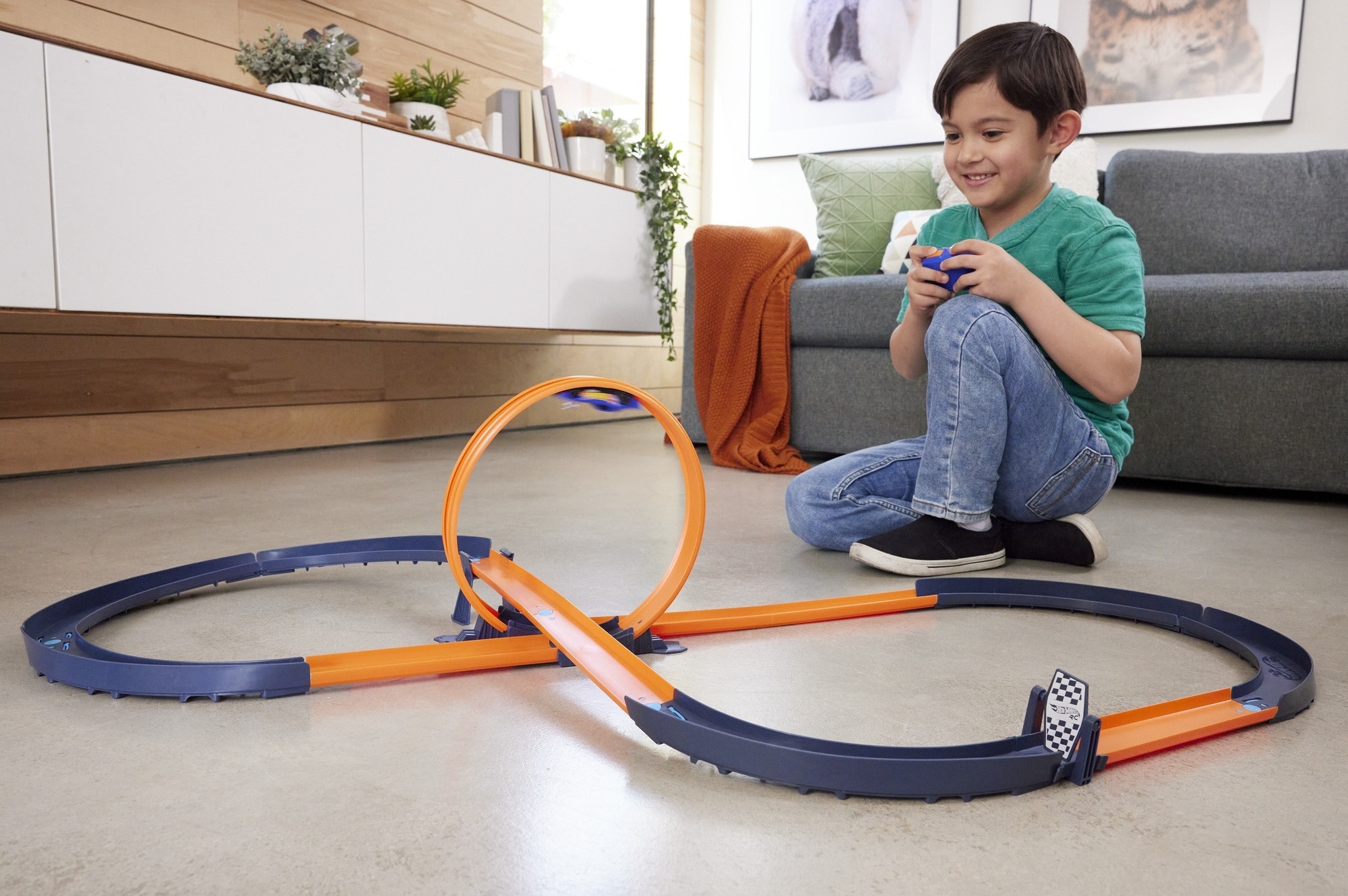Набір трековий Hot Wheels з машинкою 1:64 на радіокеруванні Speed Challenge 1:64 (HXX45)фото7