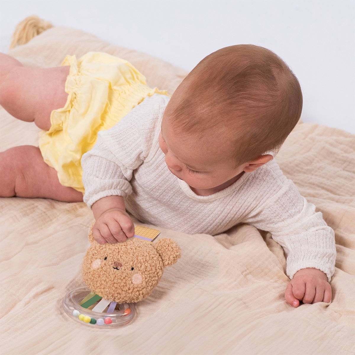 Брязкальце колекції Квітуча фантазія – Ведмедик Брендон (13555)фото