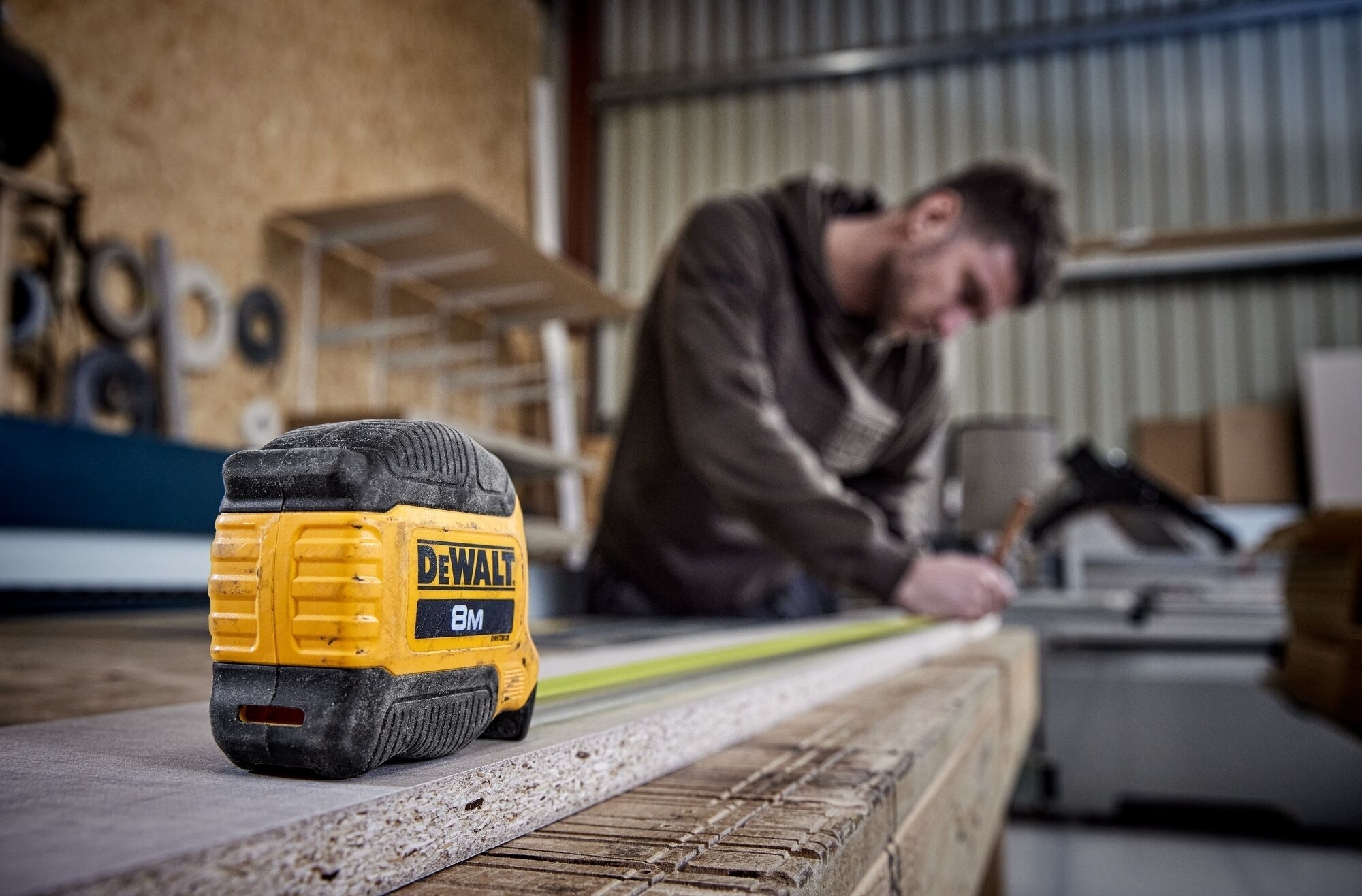 Рулетка DeWALT COMPACT, 8мх28мм (DWHT38128-0)фото4