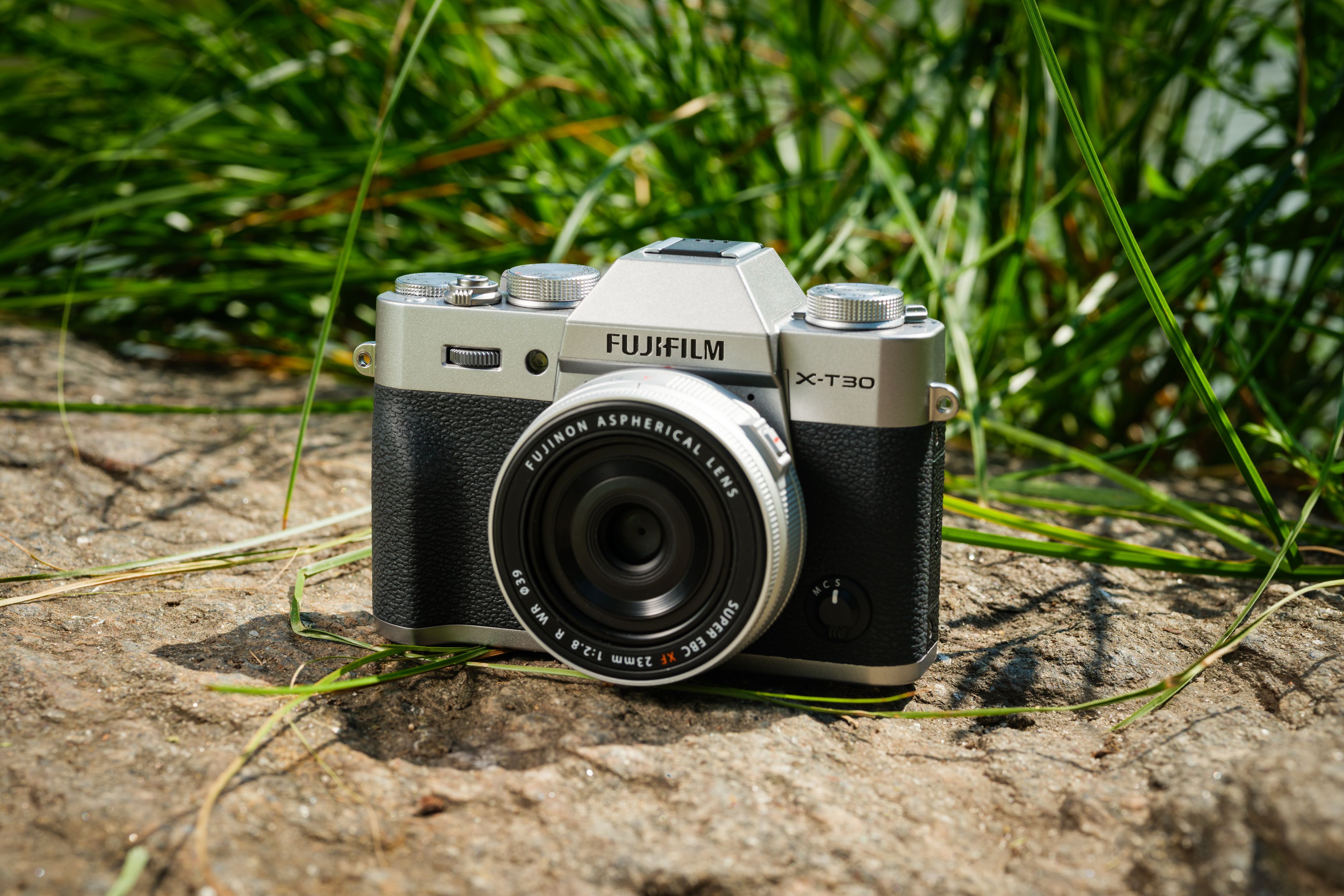 Фотоаппарат FUJIFILM X-T30 III + XC 13-33mm F3.5-6.3 OIS Charcoal Silver (16966957) фото 25