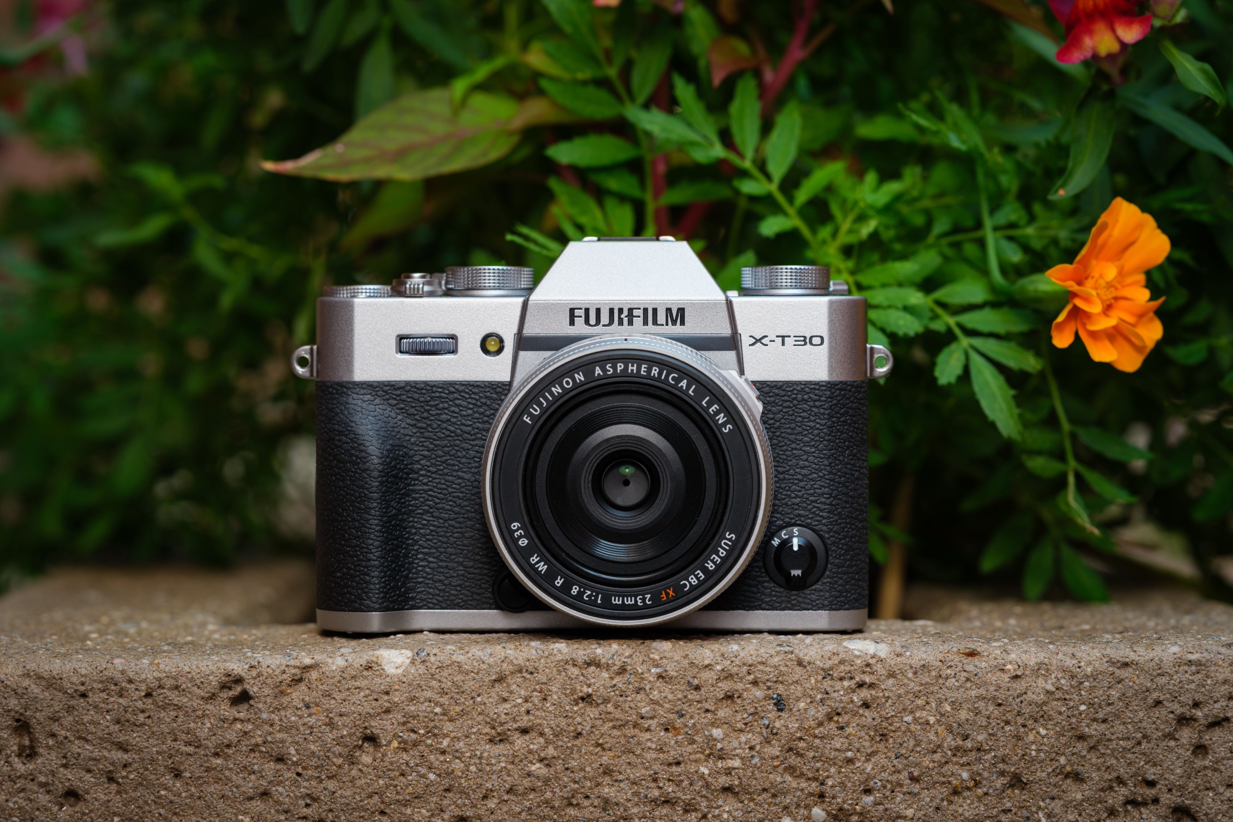 Фотоаппарат FUJIFILM X-T30 III + XC 13-33mm F3.5-6.3 OIS Charcoal Silver (16966957) фото 24