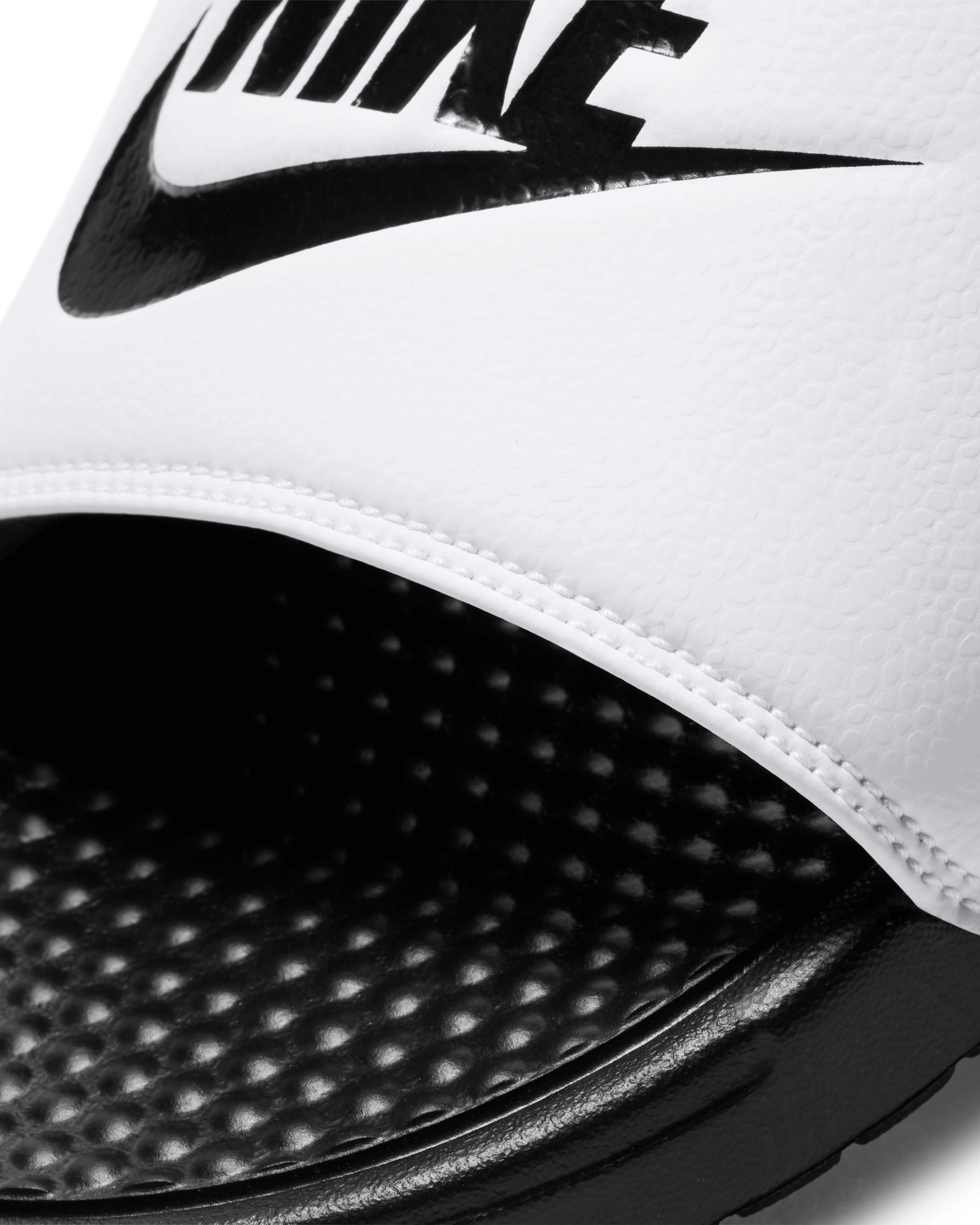 Шлепанцы мужские Nike Benassi Jdi 343880-100 44 (10 US) черно-белые фото 5