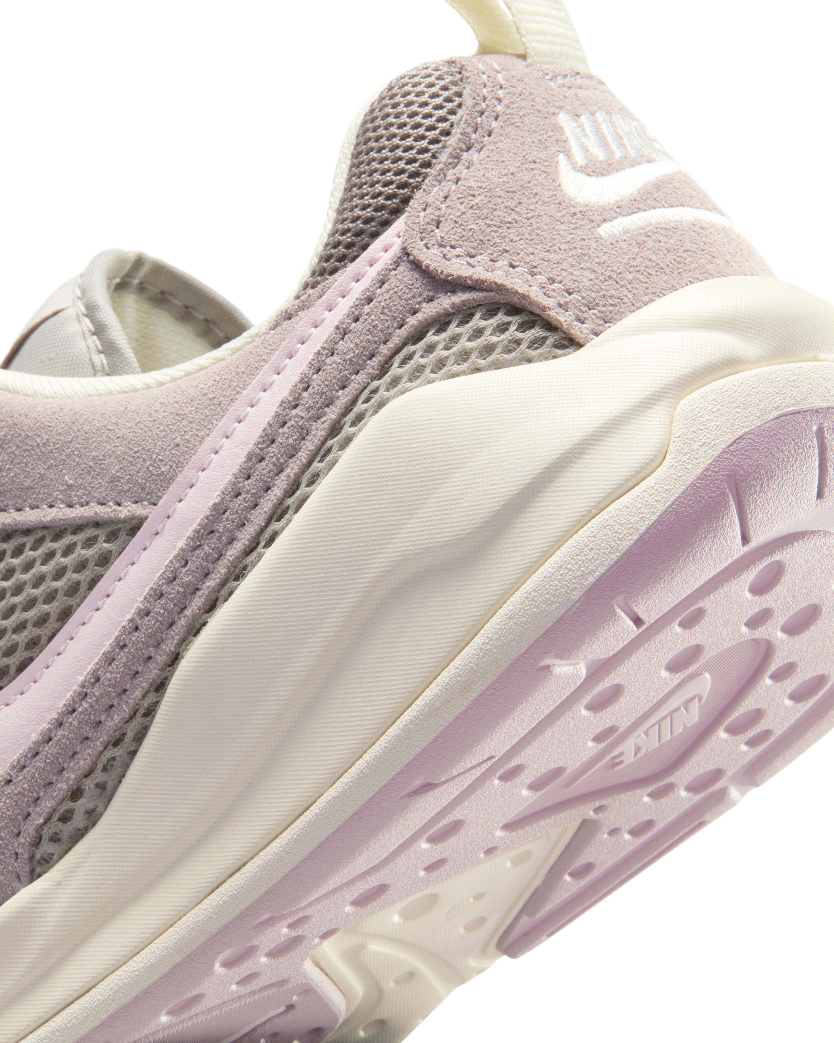 Кроссовки женские Nike Wmns Jordan Cmft Era HJ6778-001 38 (7 US) бежевые фото 8