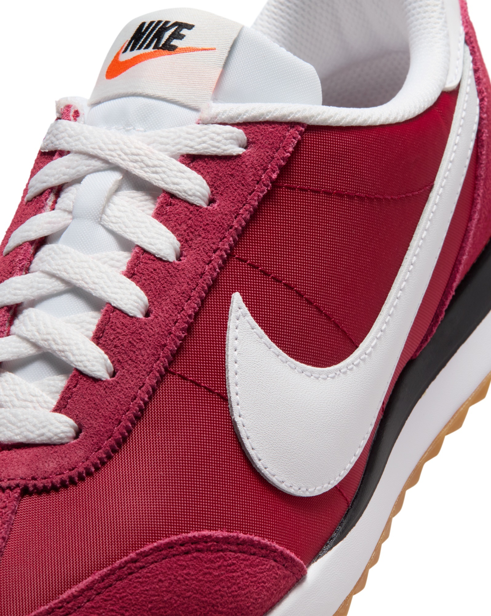 Кроссовки женские Nike W Pacific HM4771-607 38 (7 US) бордовые фото 