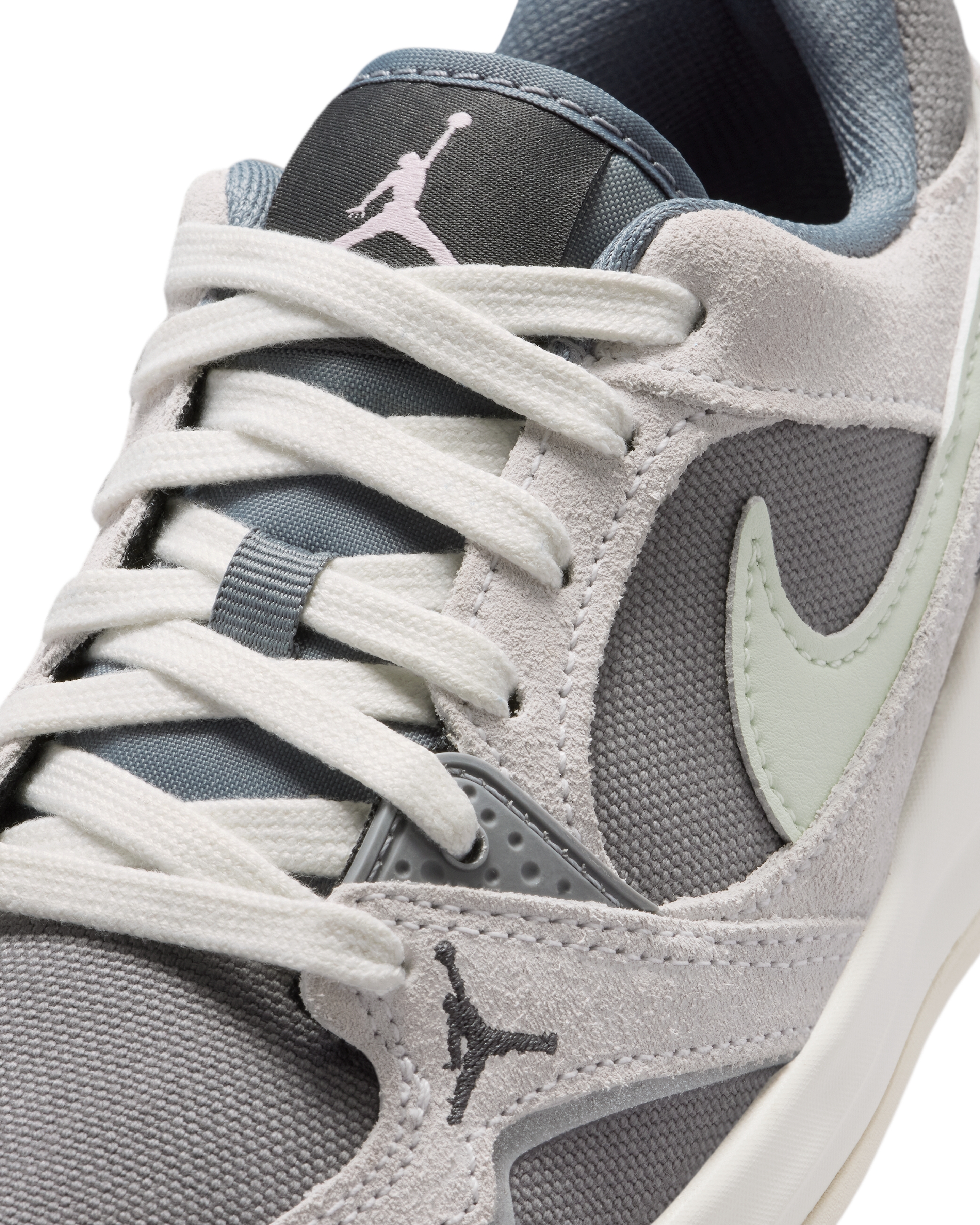 Кроссовки подростковые Nike Jordan Cmft Era (Gs) HQ0506-003 40 (7Y US) серые фото 7