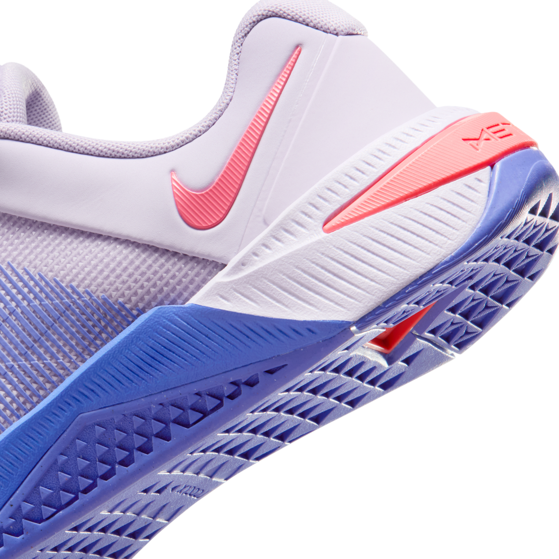 Кросівки жіночі Nike W Metcon 10 HQ2620-501 38 (7 US) фіолетовіфото