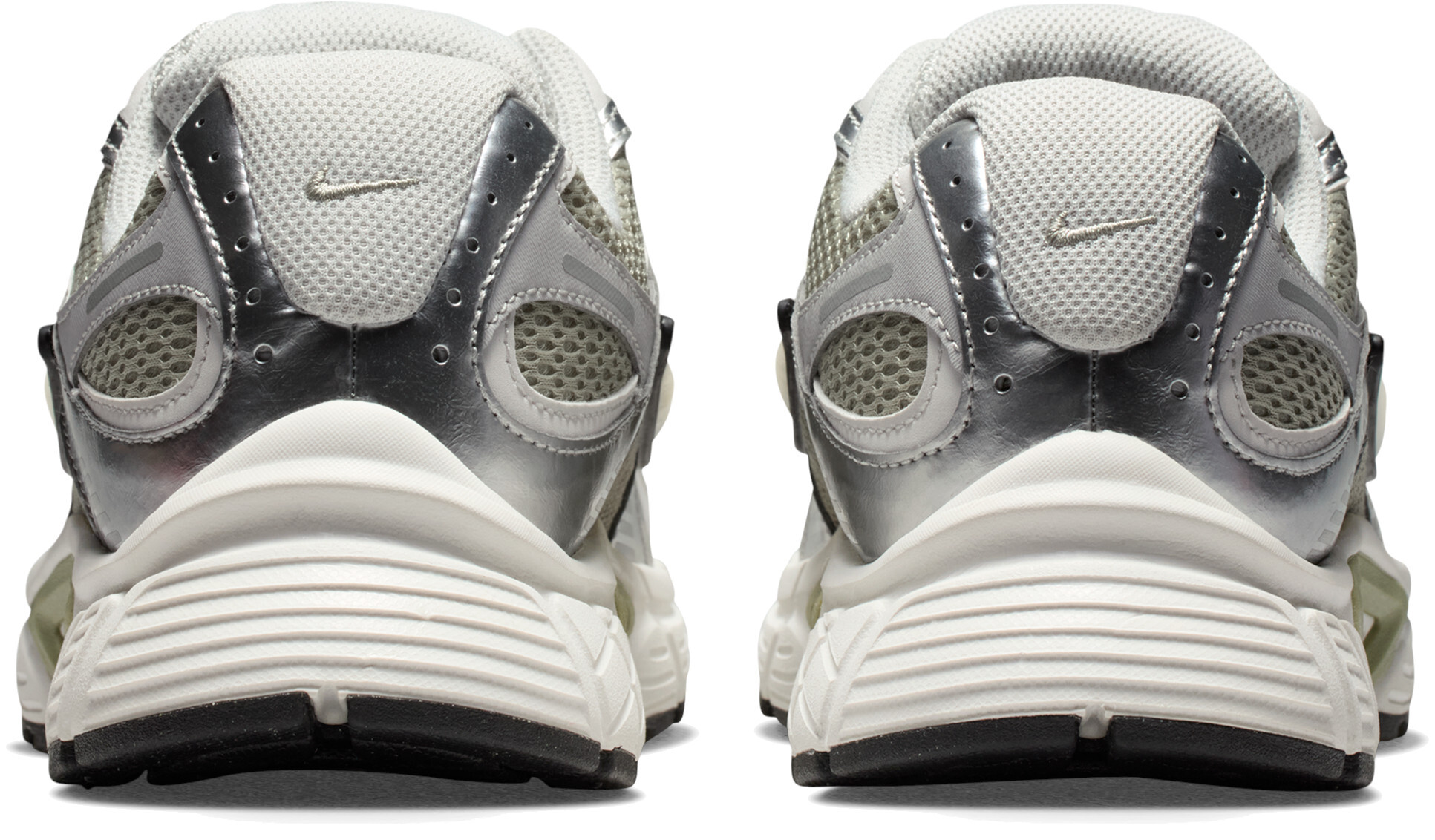 Кроссовки женские Nike W V5 Rnr HQ7901-301 37,5 (6,5 US) оливковые фото 