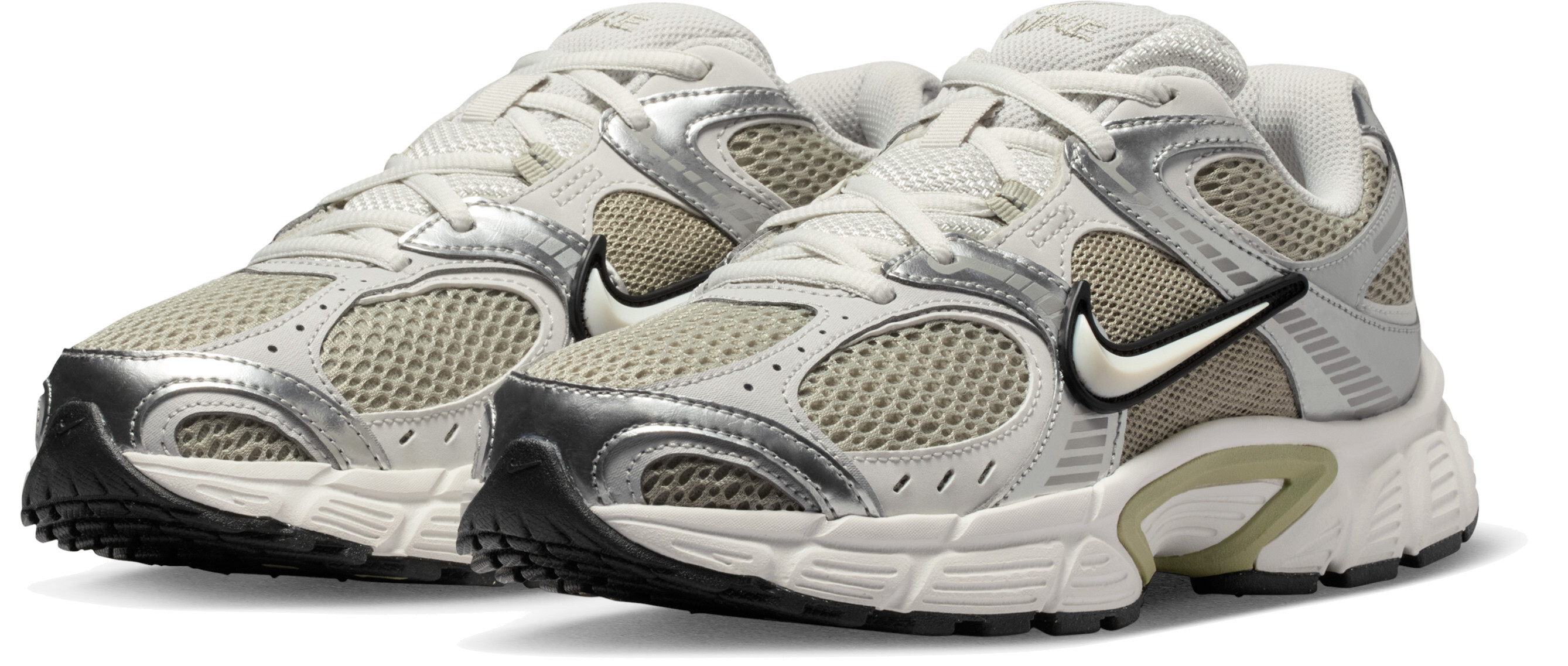 Кроссовки женские Nike W V5 Rnr HQ7901-301 36 (5,5 US) оливковые фото 3