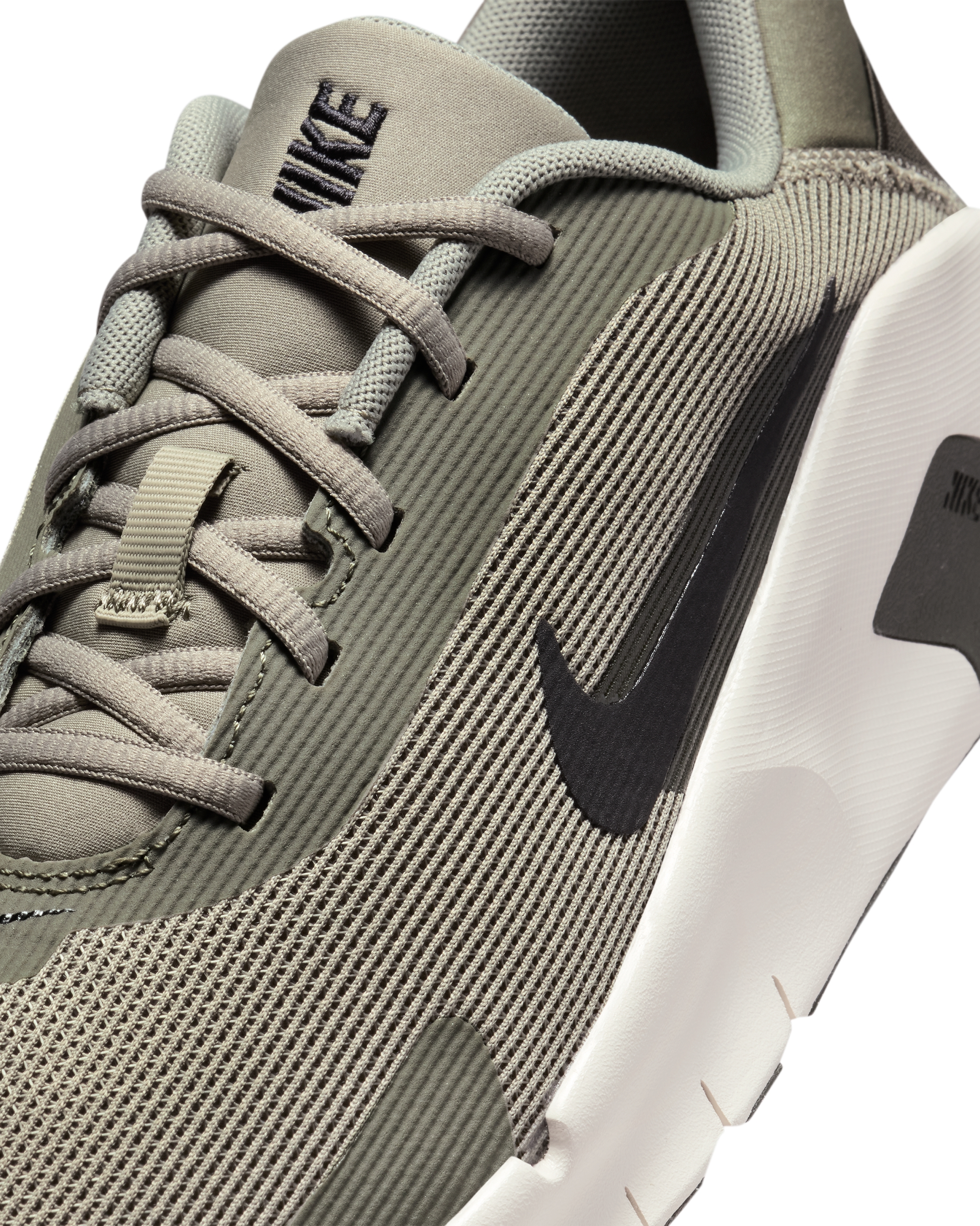 Кроссовки мужские Nike Flex Train HV9972-301 44 (10 US) оливковые фото 7