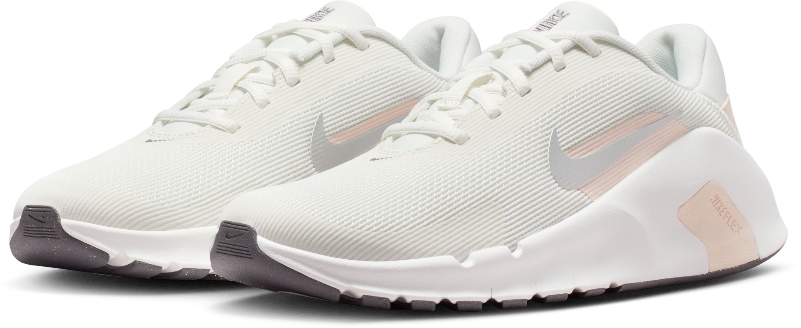 Кроссовки женские Nike W Flex Train HV9981-120 36 (5,5 US) молочные фото 3