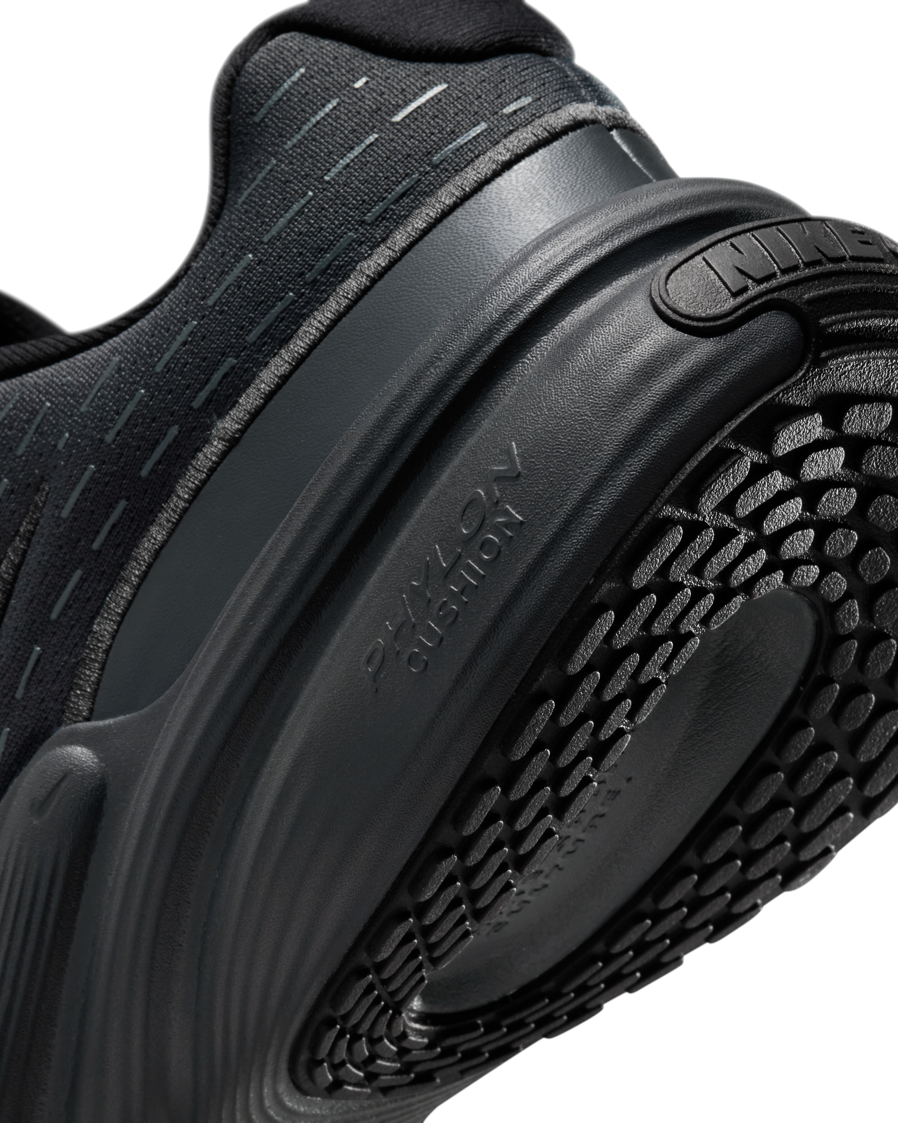 Кроссовки мужские Nike Uplift Sc IB2765-001 41 (8 US) черные фото 8