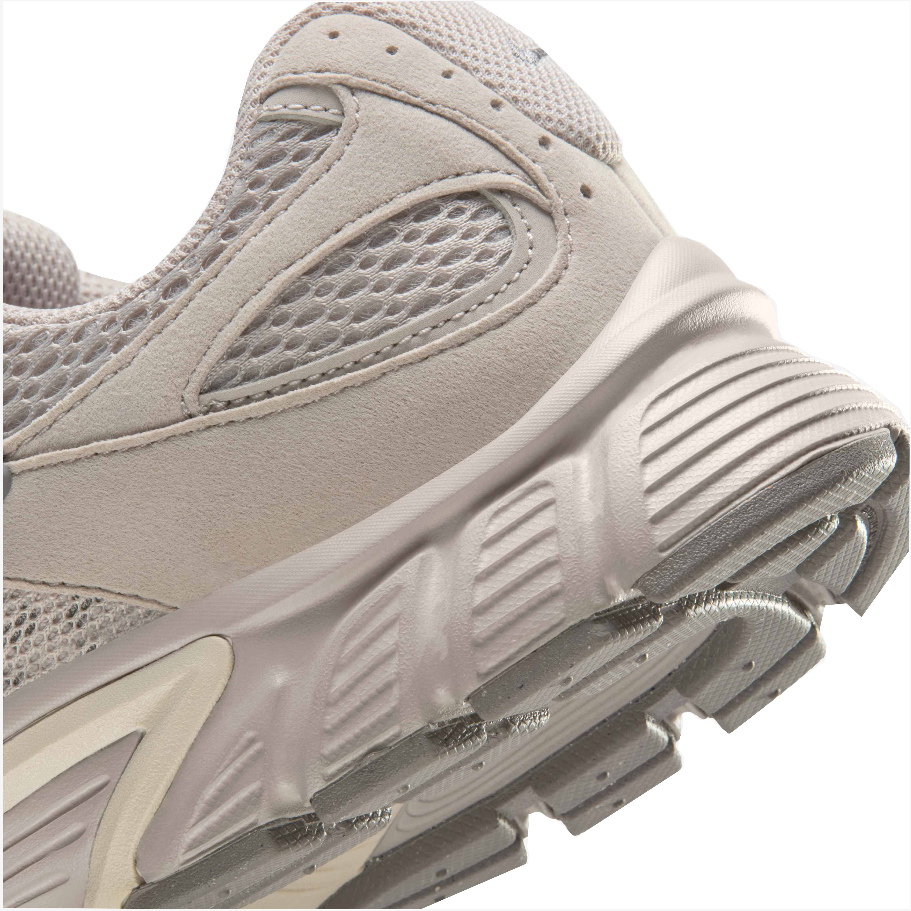 Кроссовки женские Nike W V5 Rnr II6294-201 38,5 (7,5 US) бежевые фото 7