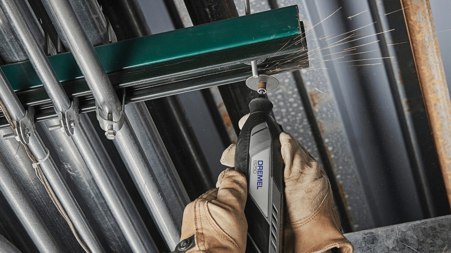 Шліфувально-гравіювальна машина акумуляторна Dremel 8250-5 12В 1х2А·год (F.013.825.0JA)фото